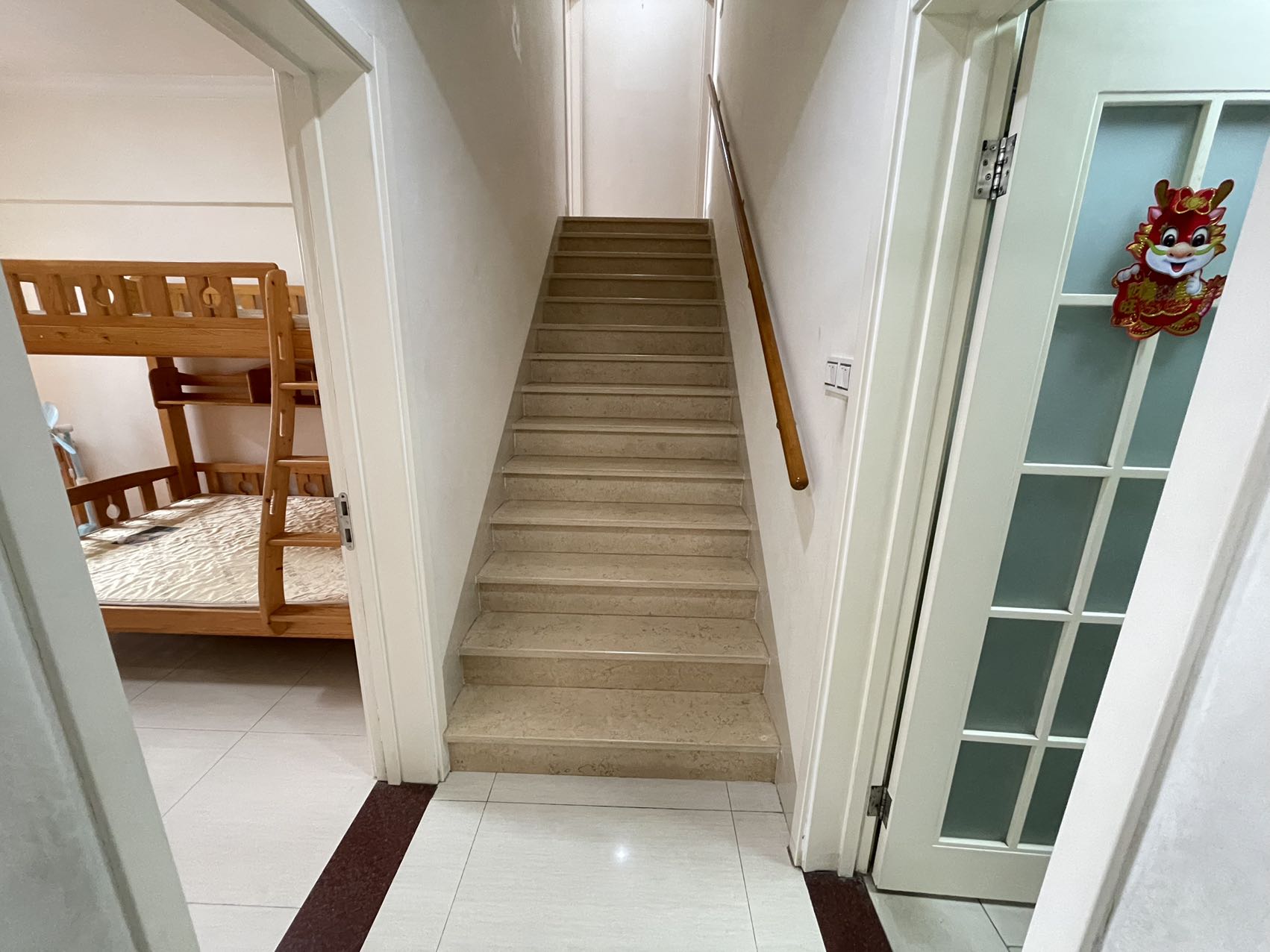 金城万花坊  3室2厅2卫    168.0万 金城万花坊  3室2厅2卫    168.0万室内图