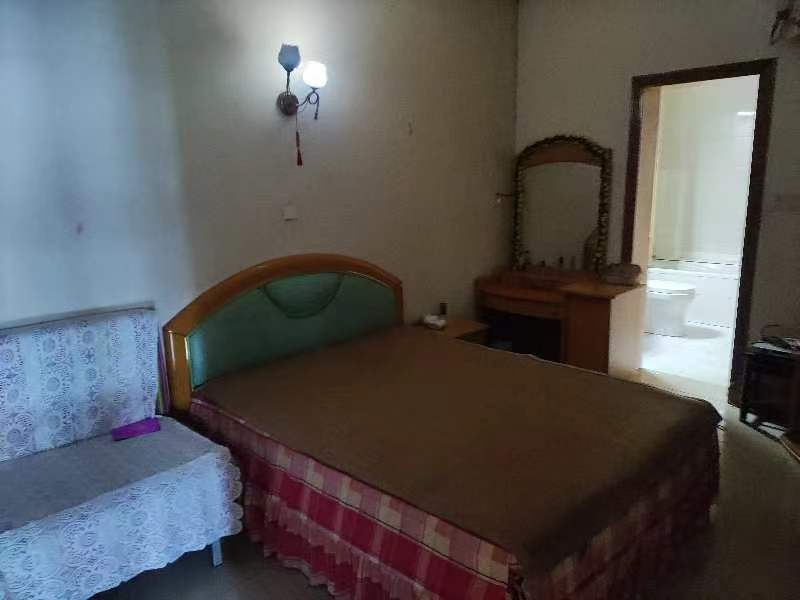 银环大厦  3室2厅1卫    1000.0元/月 银环大厦  3室2厅1卫    1000.0元/月室内图