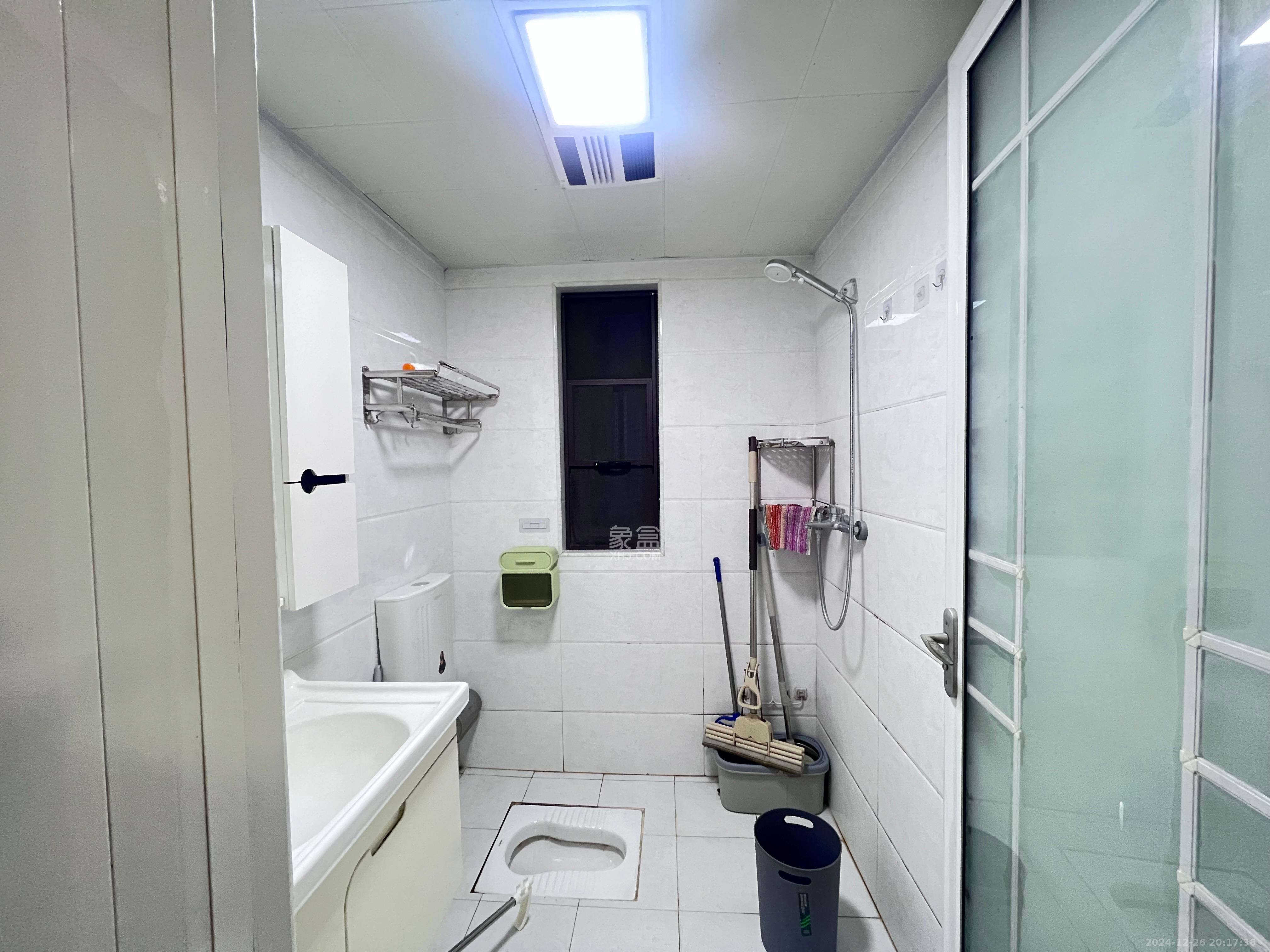 碧桂园星荟 3室2厅1卫 2000.0元/月 碧桂园星荟 3室2厅1卫 2000.0元/月室内图