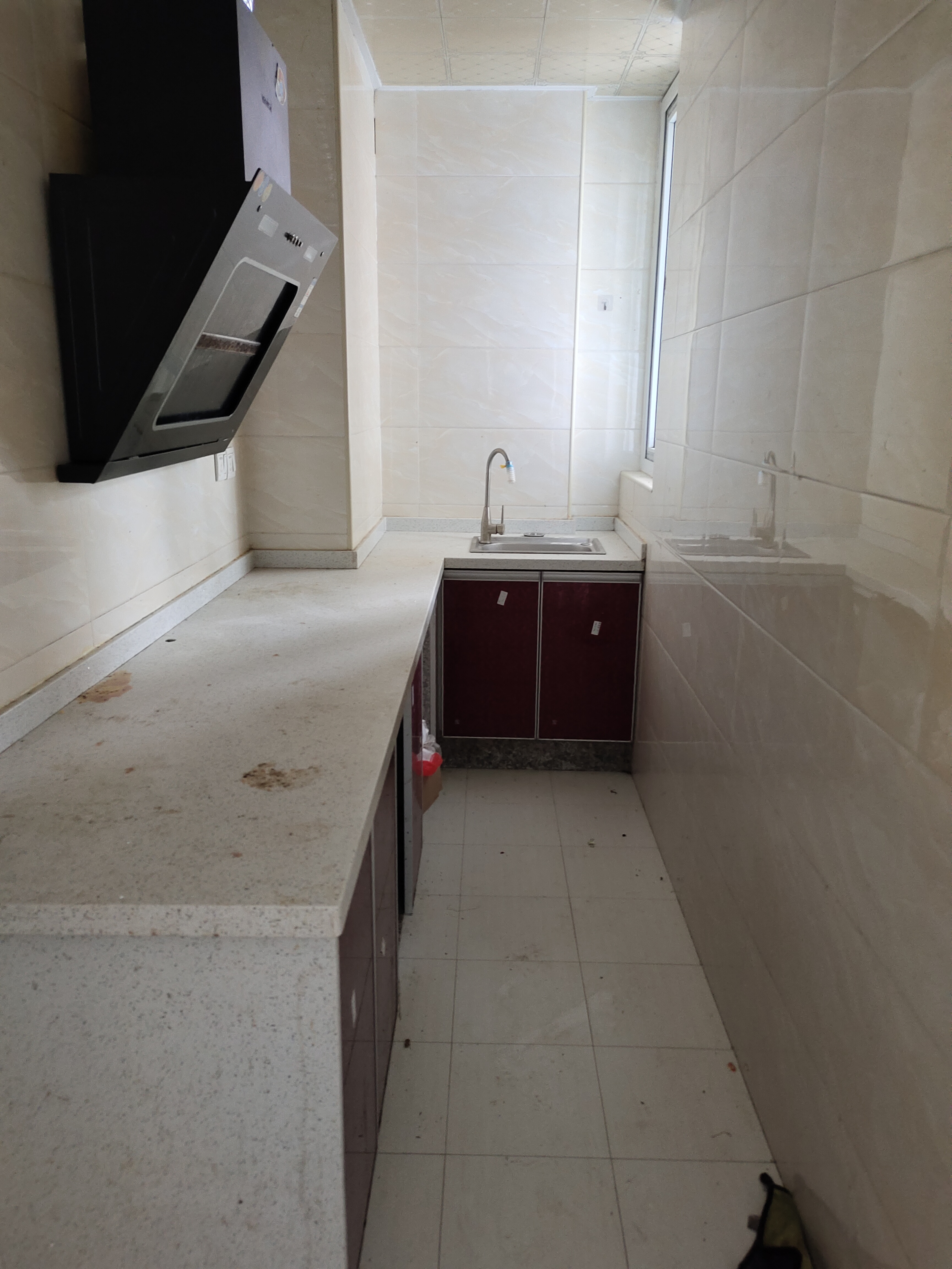 鸿都苑 1室1厅1卫 16.0万 鸿都苑 1室1厅1卫 16.0万客厅