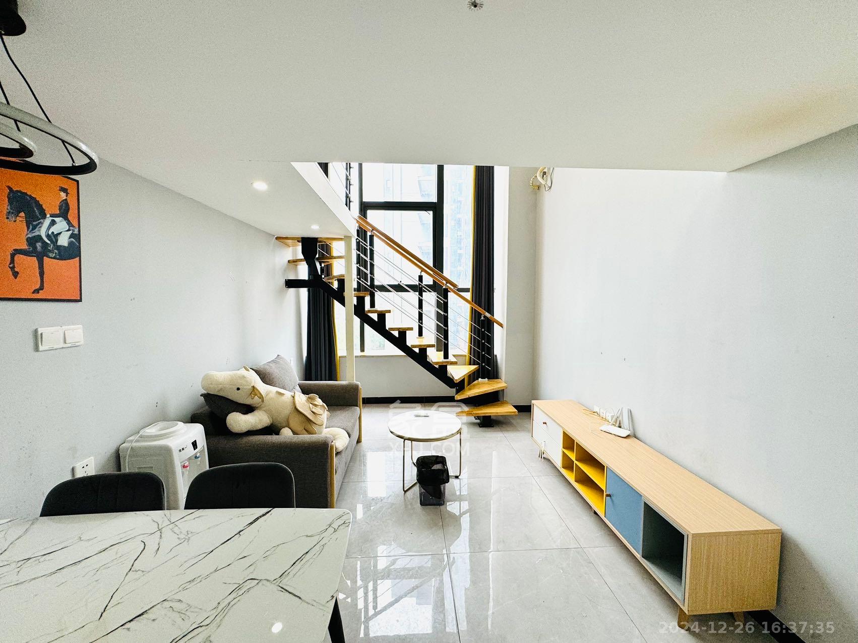 裕天国际商汇中心 1室0厅0卫 1800.0元/月 裕天国际商汇中心 1室0厅0卫 1800.0元/月室内图