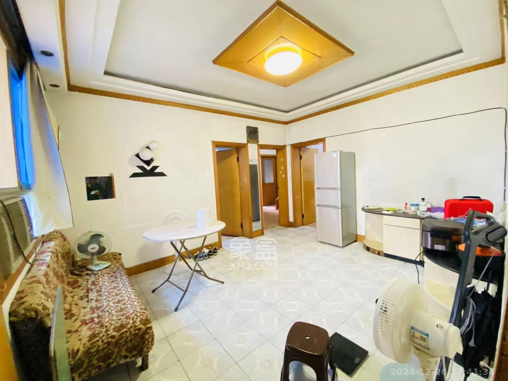 铜铝厂宿舍(居仁里11号)  1室0厅0卫    1600.0元/月 铜铝厂宿舍(居仁里11号)  1室0厅0卫    1600.0元/月