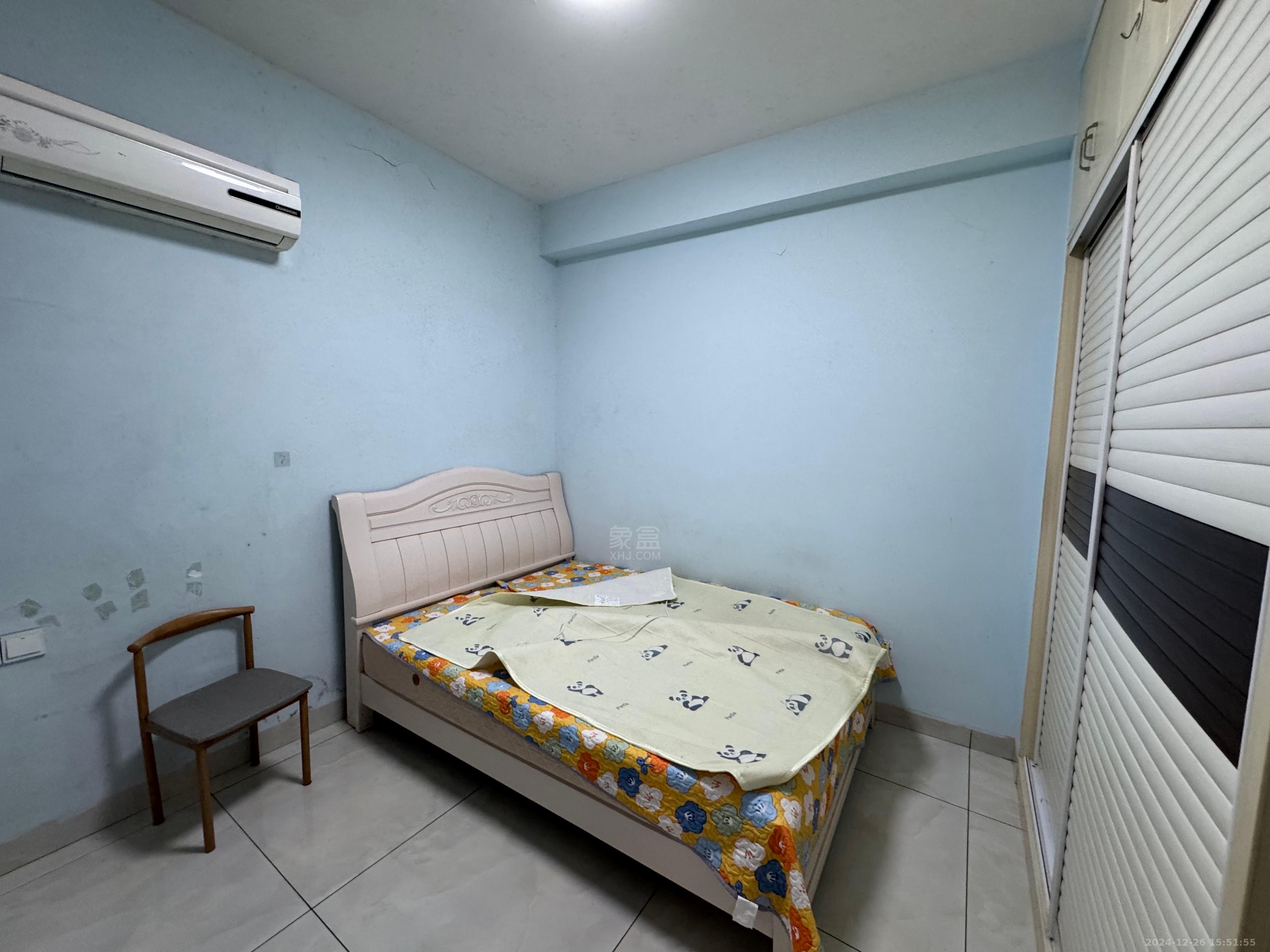 泰山公馆 1室2厅1卫 1600.0元/月 泰山公馆 1室2厅1卫 1600.0元/月室内图