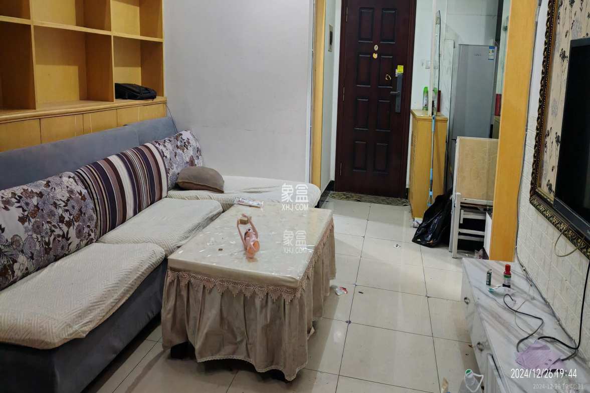 长城华都  2室1厅1卫    1600.0元/月 长城华都  2室1厅1卫    1600.0元/月室内图