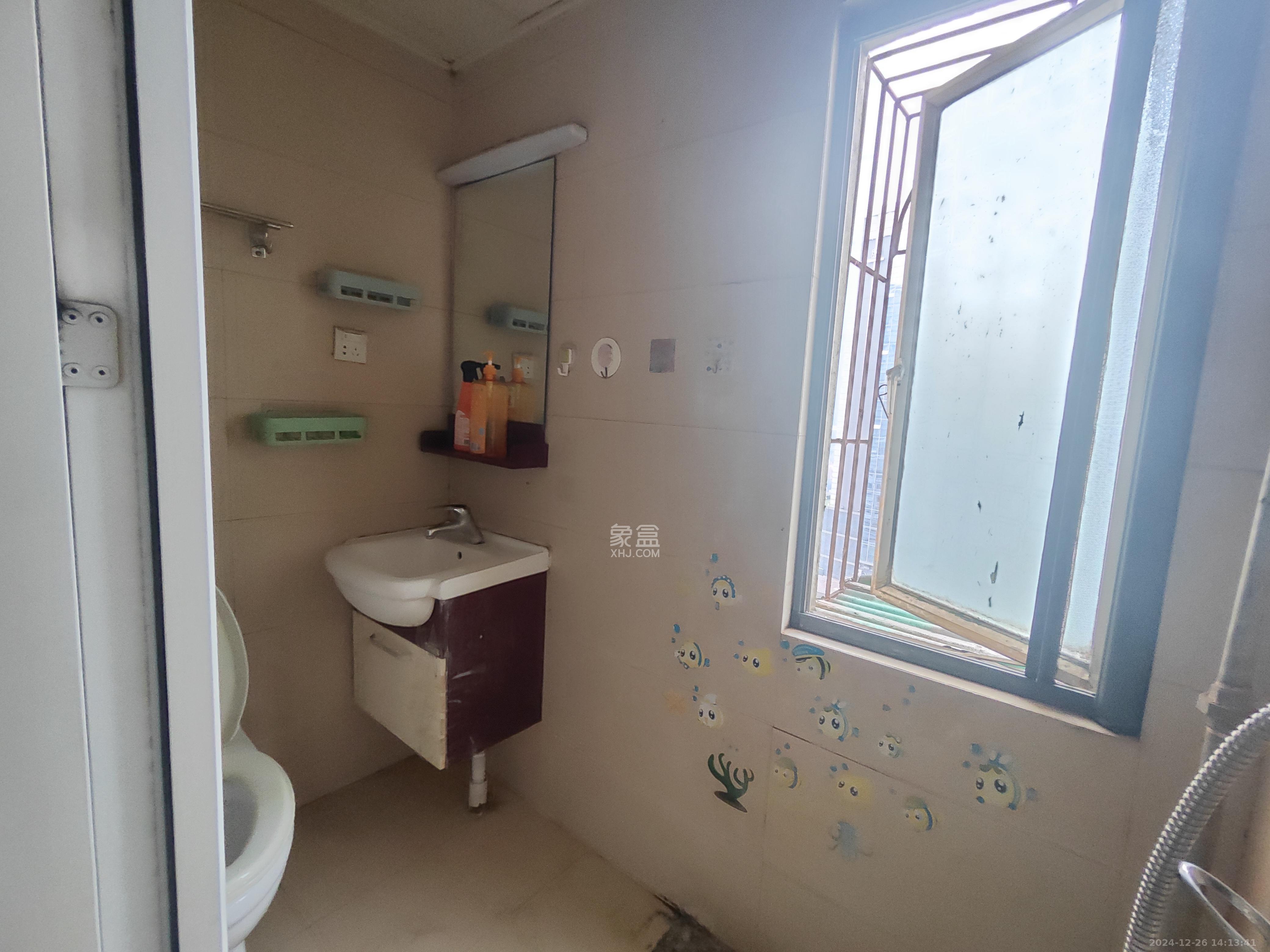 省政府五所 1室0厅0卫 2200.0元/月 省政府五所 1室0厅0卫 2200.0元/月室内图