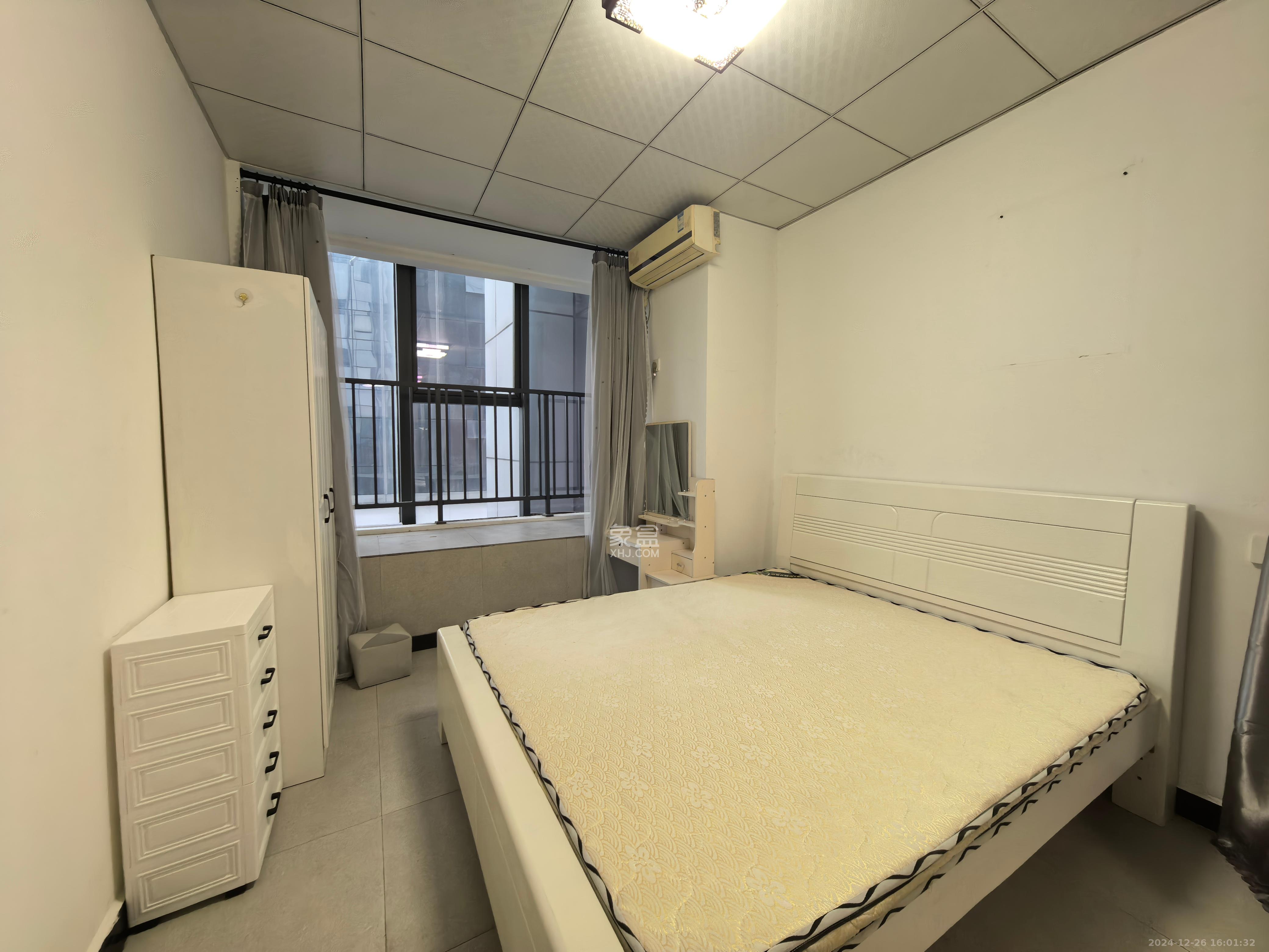 裕天国际商汇中心 1室1厅1卫 1350.0元/月 裕天国际商汇中心 1室1厅1卫 1350.0元/月室内图