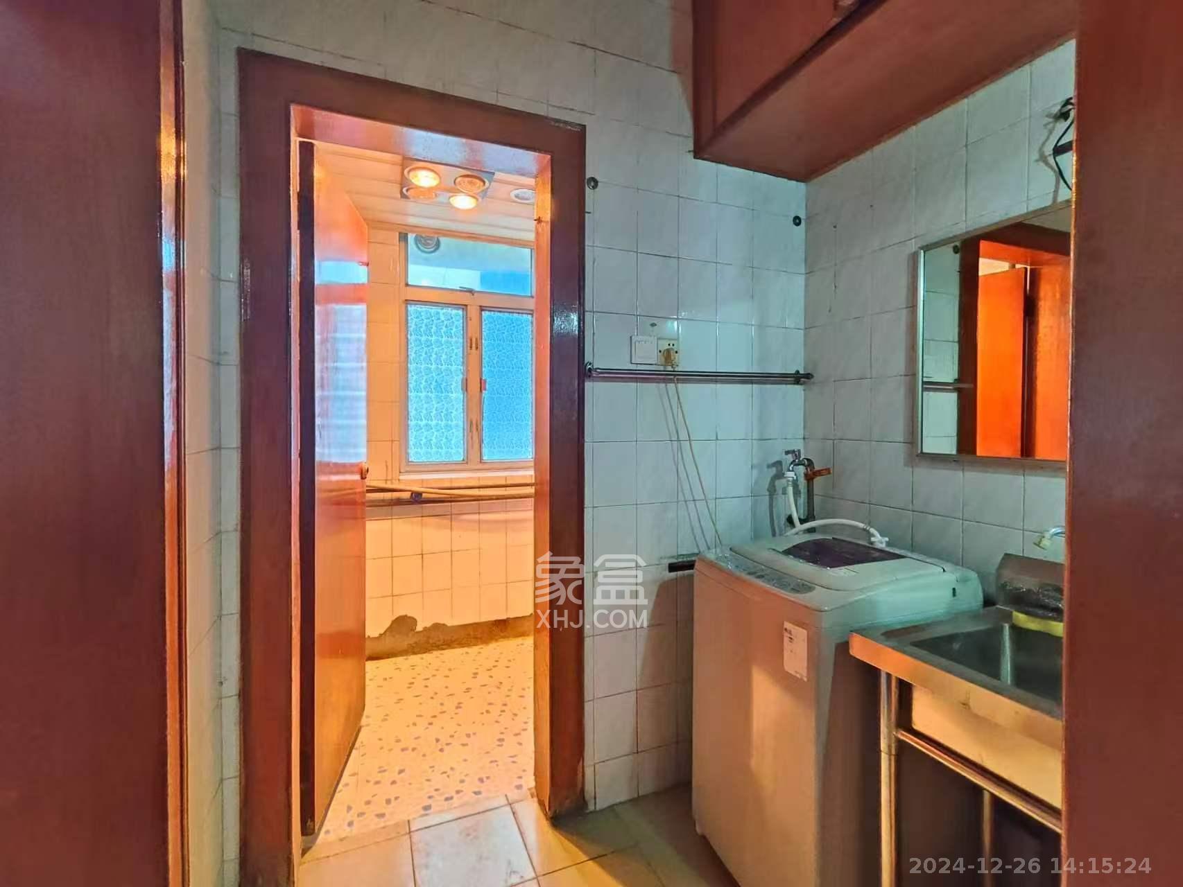 劳动局宿舍 2室1厅2卫 1500.0元/月 劳动局宿舍 2室1厅2卫 1500.0元/月室内图