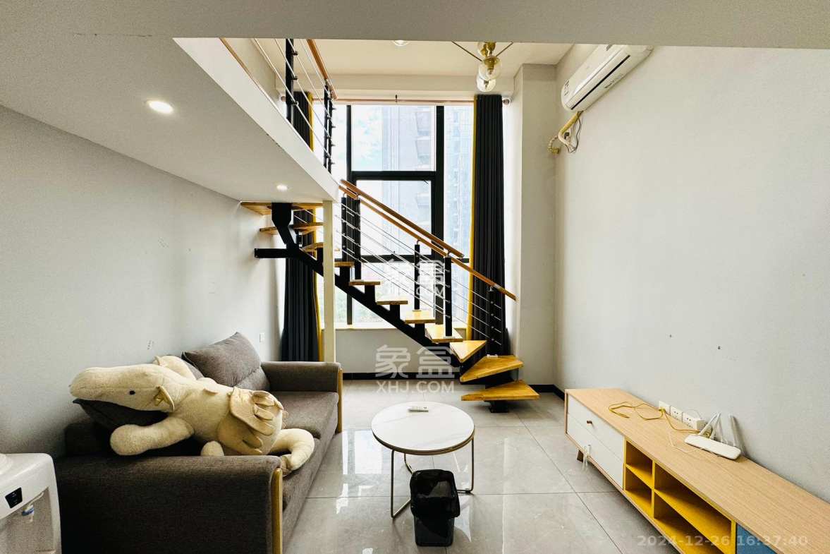 裕天国际商汇中心 1室0厅0卫 1800.0元/月 裕天国际商汇中心 1室0厅0卫 1800.0元/月室内图