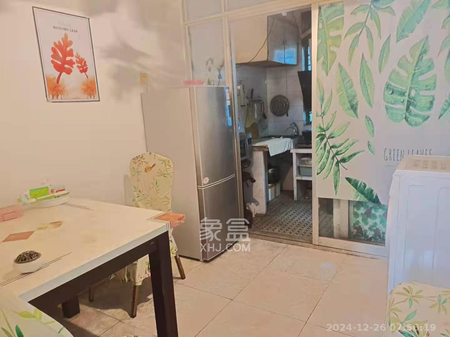 粮贸大厦  2室2厅1卫   2000.00元/月室内图