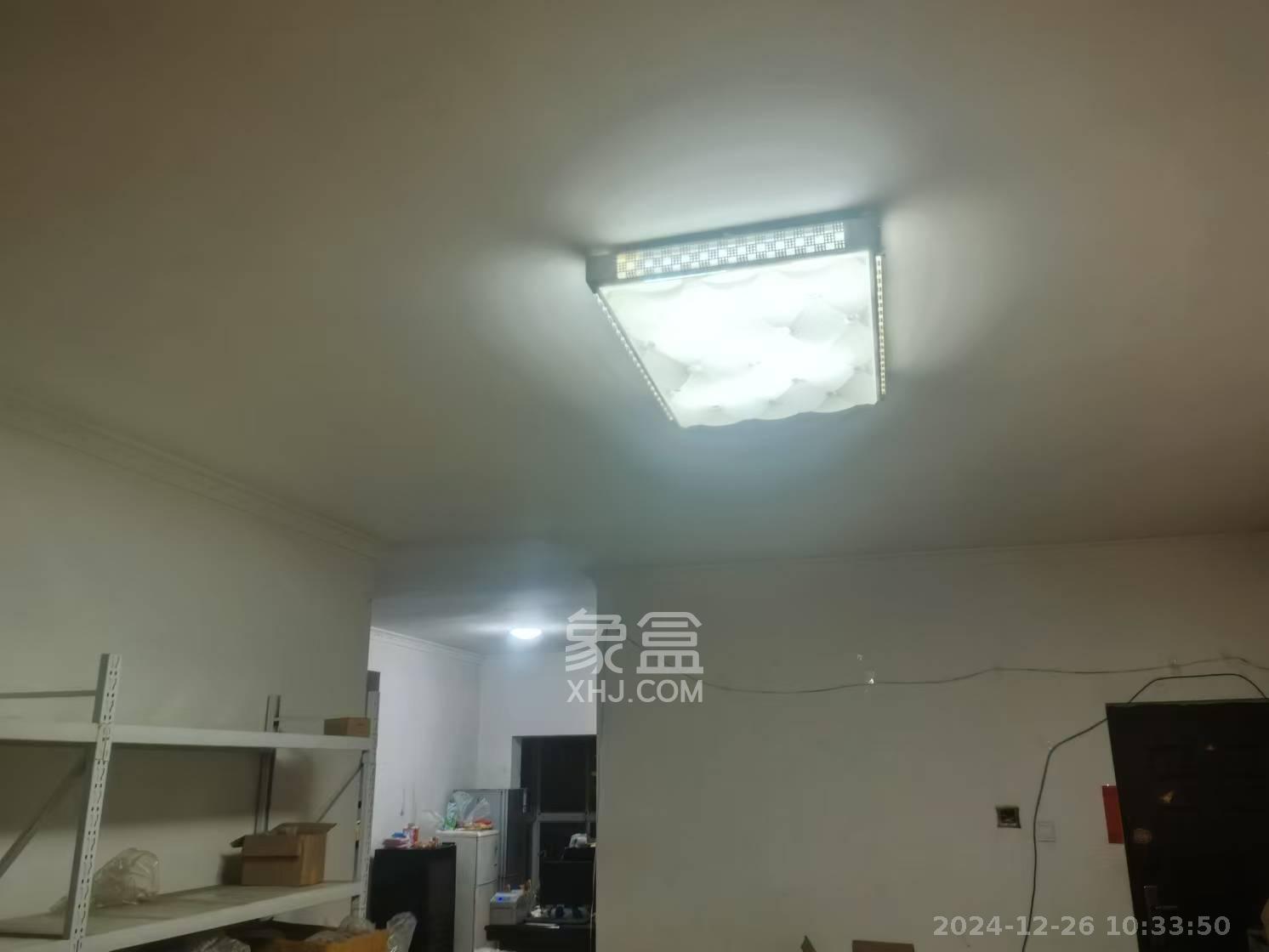 至雅小玲家园 3室2厅2卫 1980.0元/月 至雅小玲家园 3室2厅2卫 1980.0元/月室内图