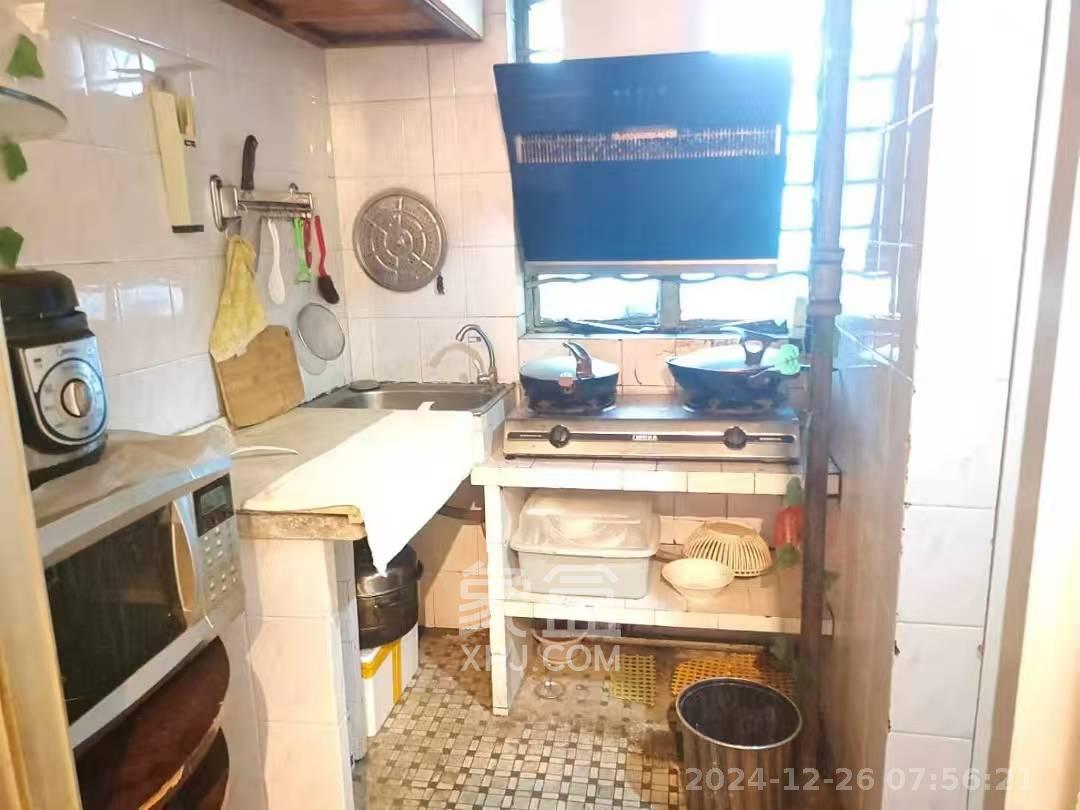 粮贸大厦  2室2厅1卫   2000.00元/月室内图