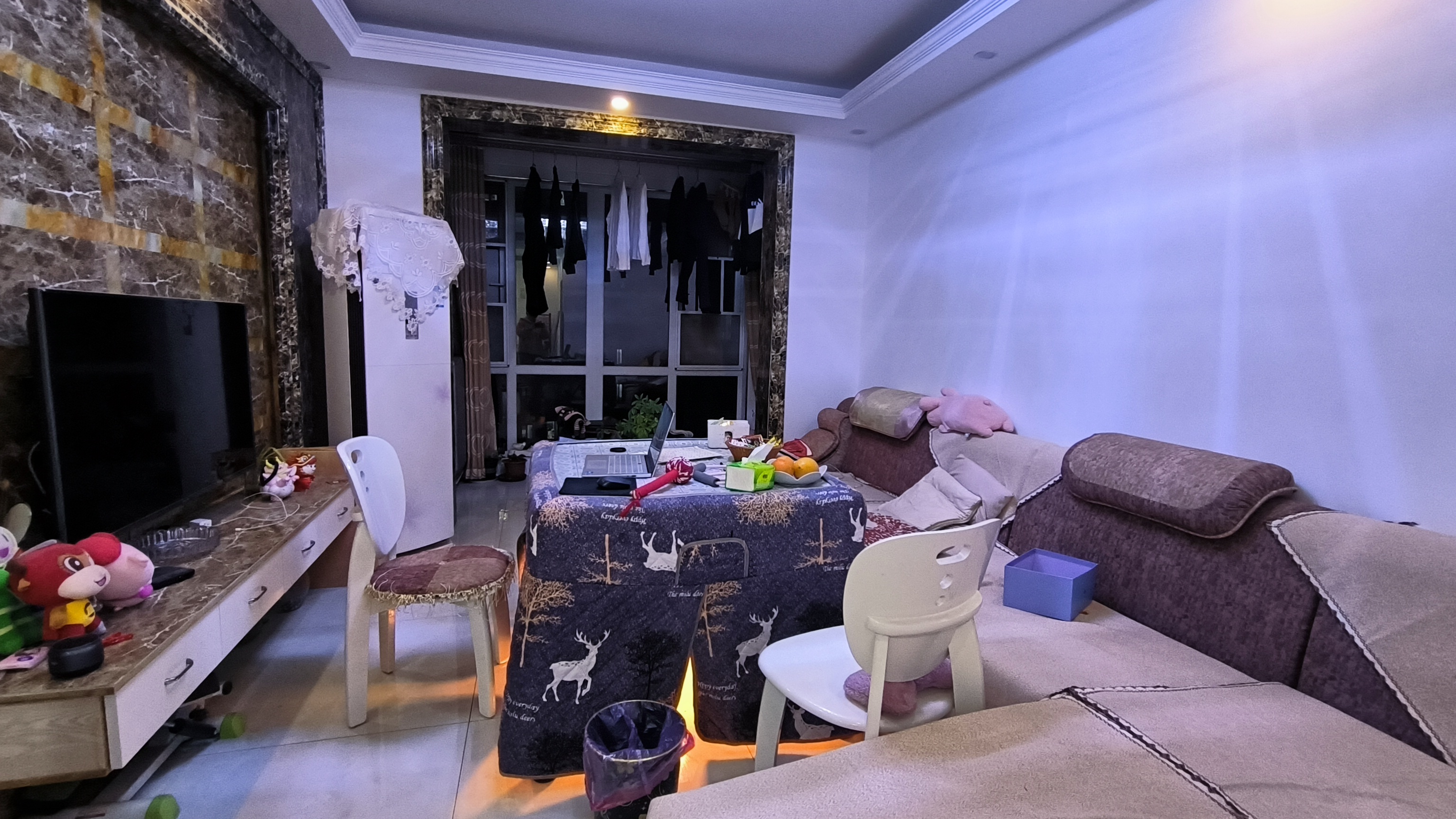 丽发新城  2室2厅1卫   1800.00元/月户型图