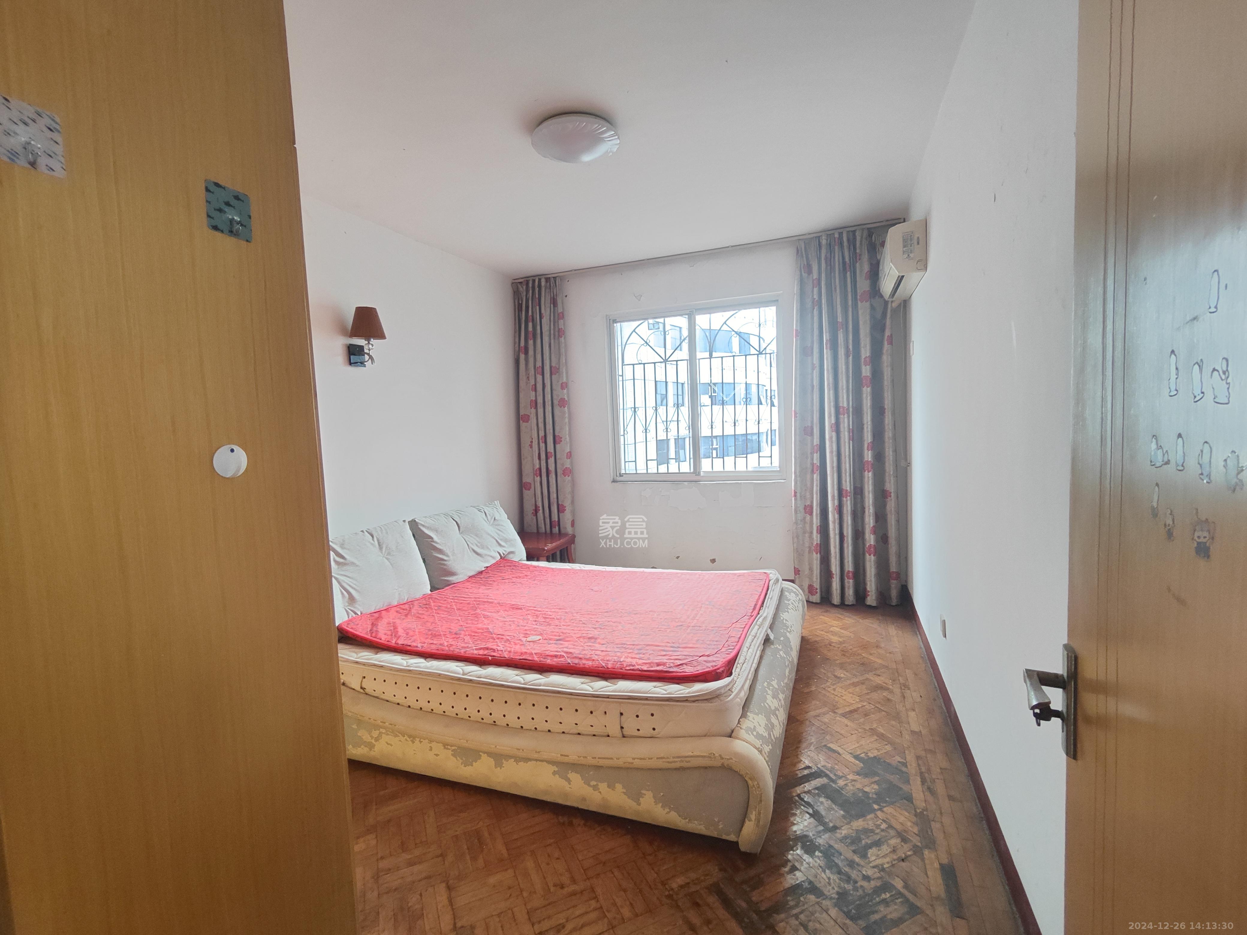 省政府五所 1室0厅0卫 2200.0元/月 省政府五所 1室0厅0卫 2200.0元/月室内图