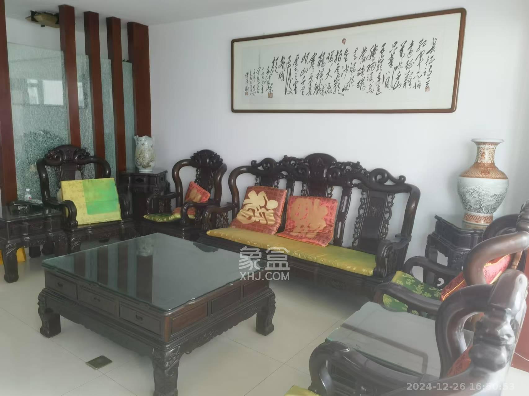 桐荫里社区  5室2厅2卫    6000.0元/月 桐荫里社区  5室2厅2卫    6000.0元/月室内图