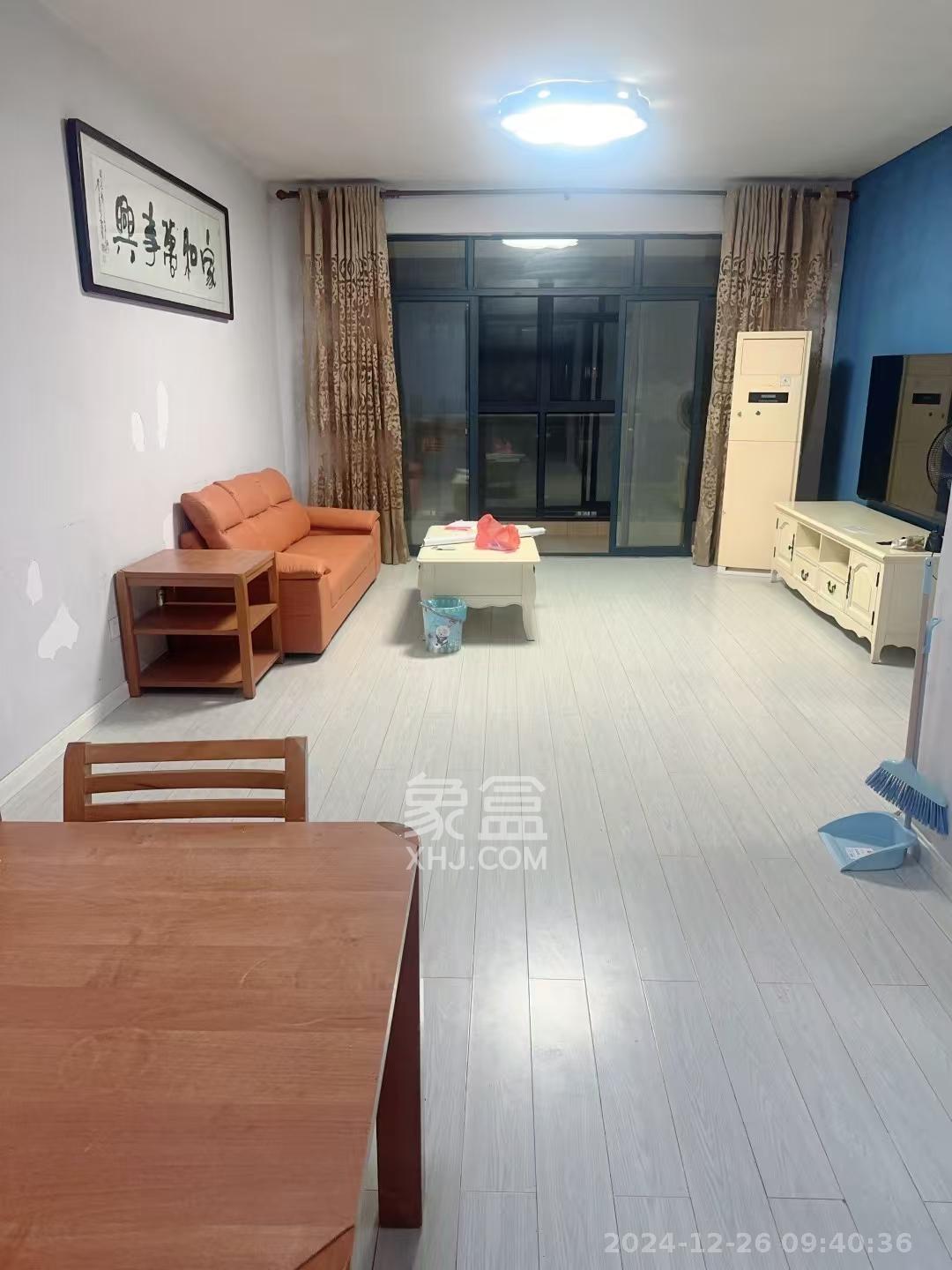 湘江世纪城聚江苑  3室2厅1卫   2500.00元/月室内图