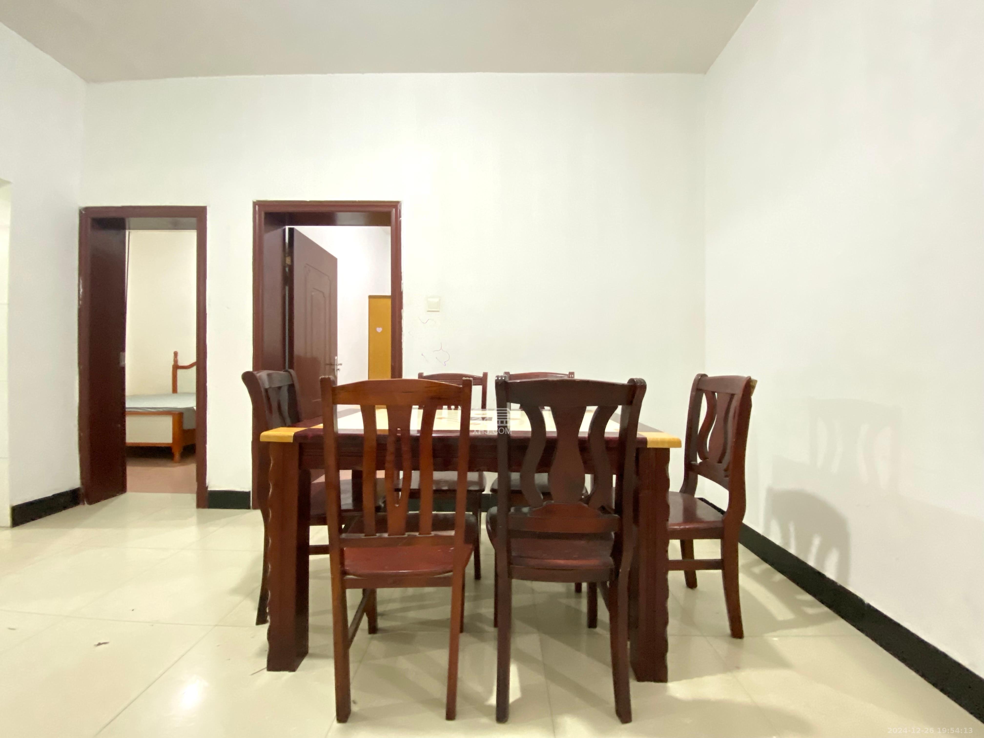 和平小区 3室2厅1卫 1600.0元/月 和平小区 3室2厅1卫 1600.0元/月室内图