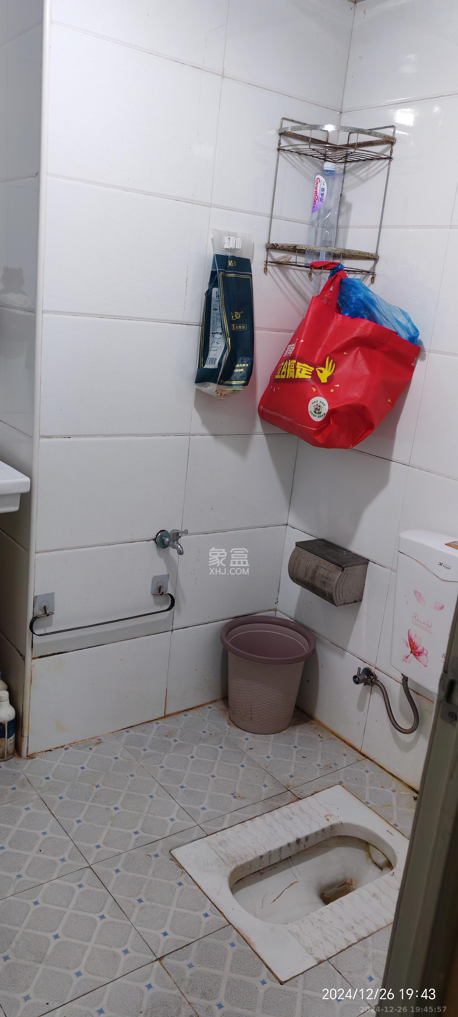 长城华都  2室1厅1卫   1800.00元/月室内图