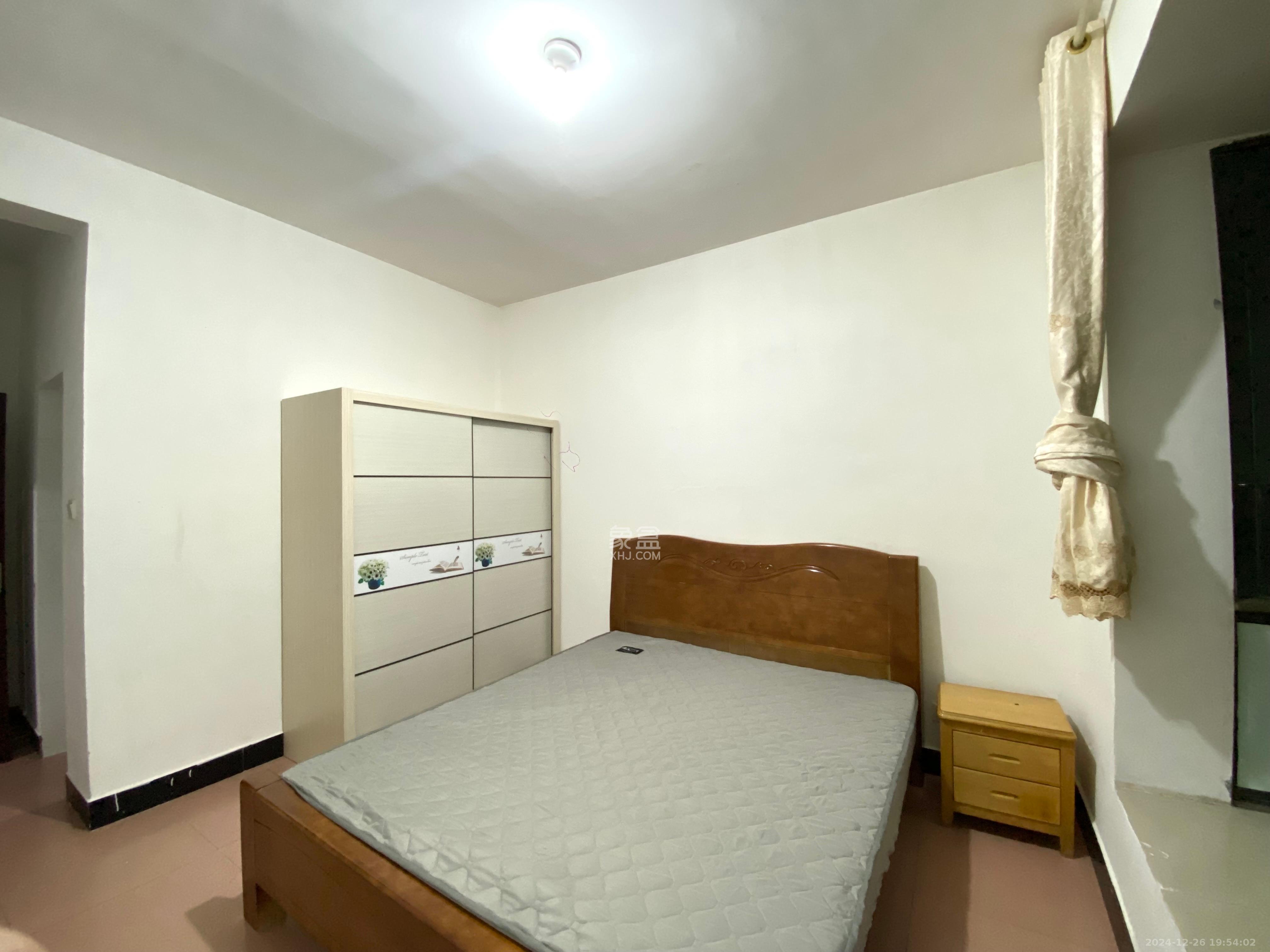 和平小区 3室2厅1卫 1600.0元/月 和平小区 3室2厅1卫 1600.0元/月室内图