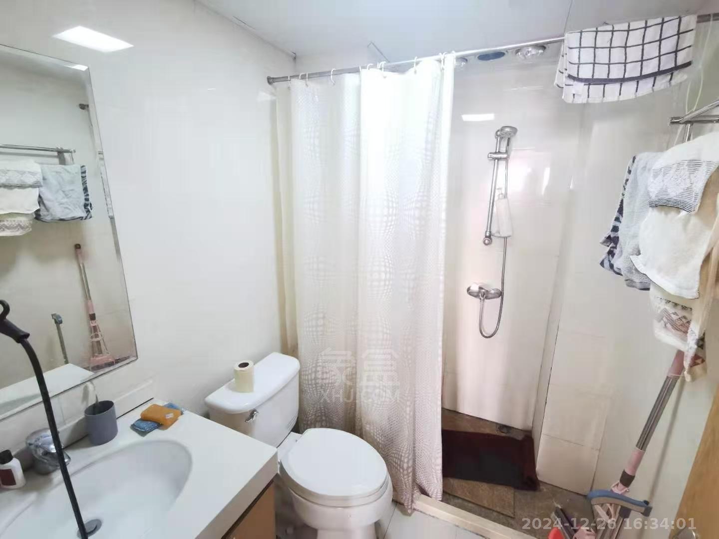 山水国际 1室1厅1卫 1500.0元/月 山水国际 1室1厅1卫 1500.0元/月室内图