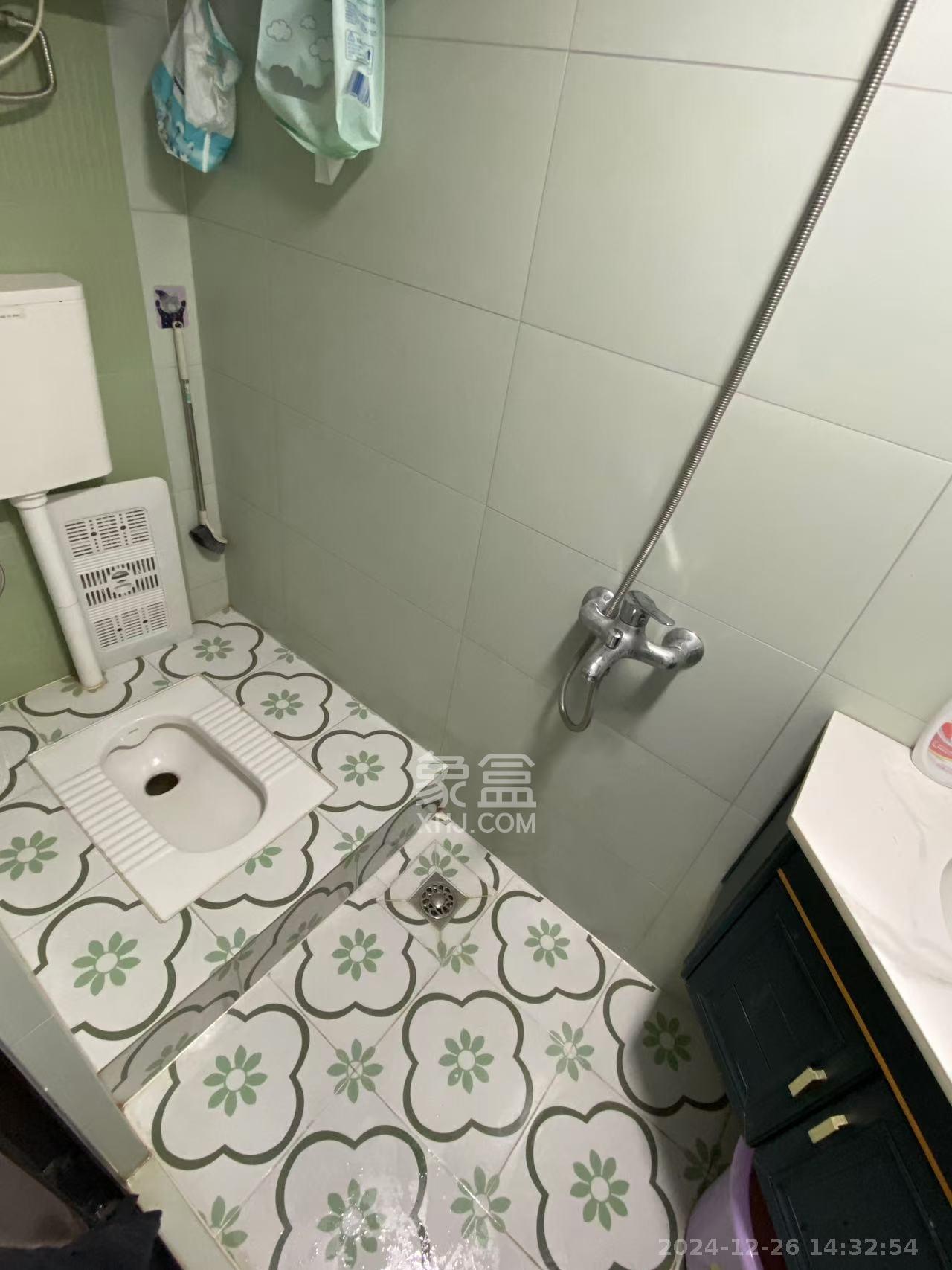 敬天广场 1室1厅1卫 3000.0元/月 敬天广场 1室1厅1卫 3000.0元/月室内图