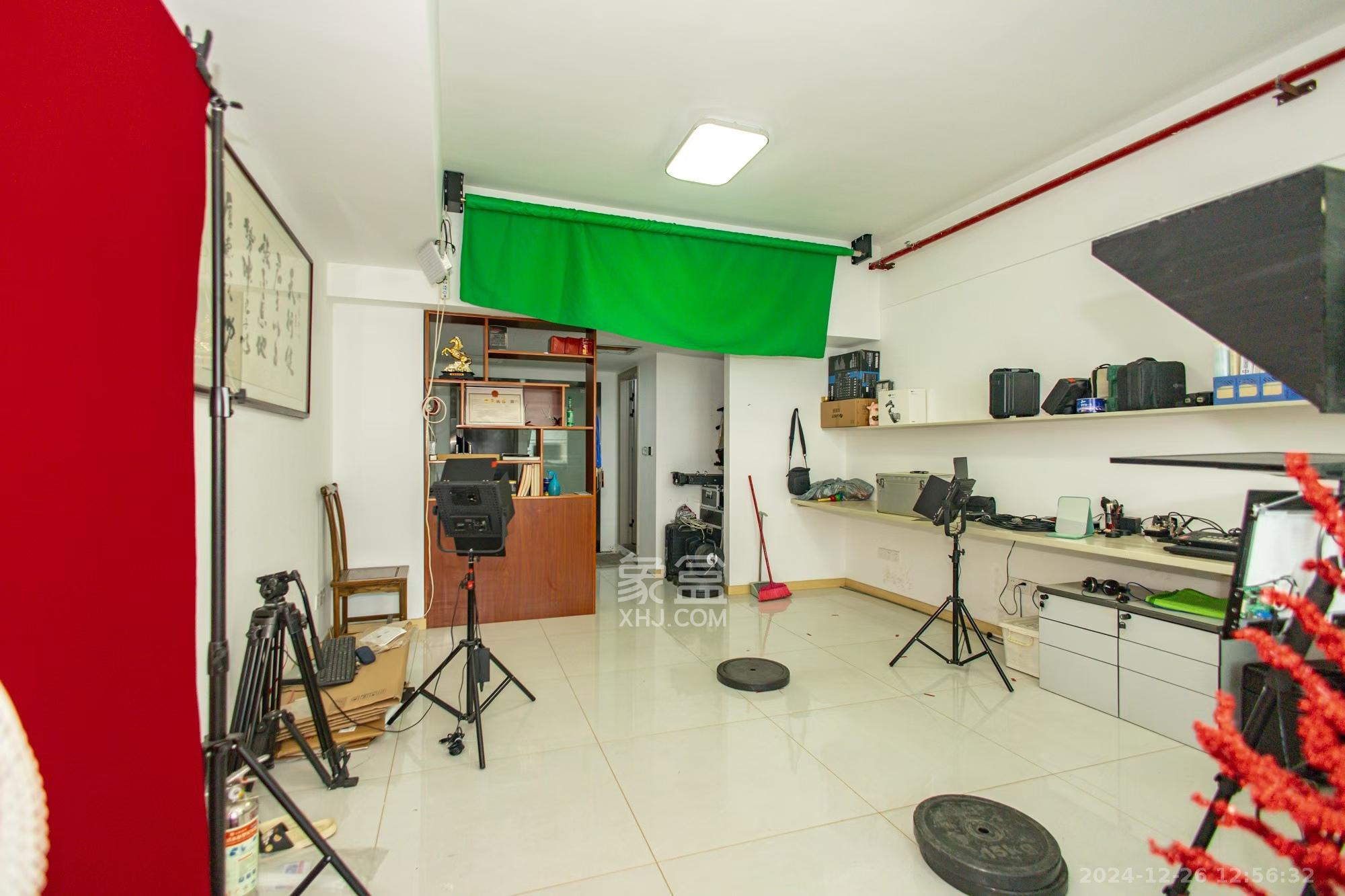 明城广场 1室1厅1卫 1800.0元/月 明城广场 1室1厅1卫 1800.0元/月室内图