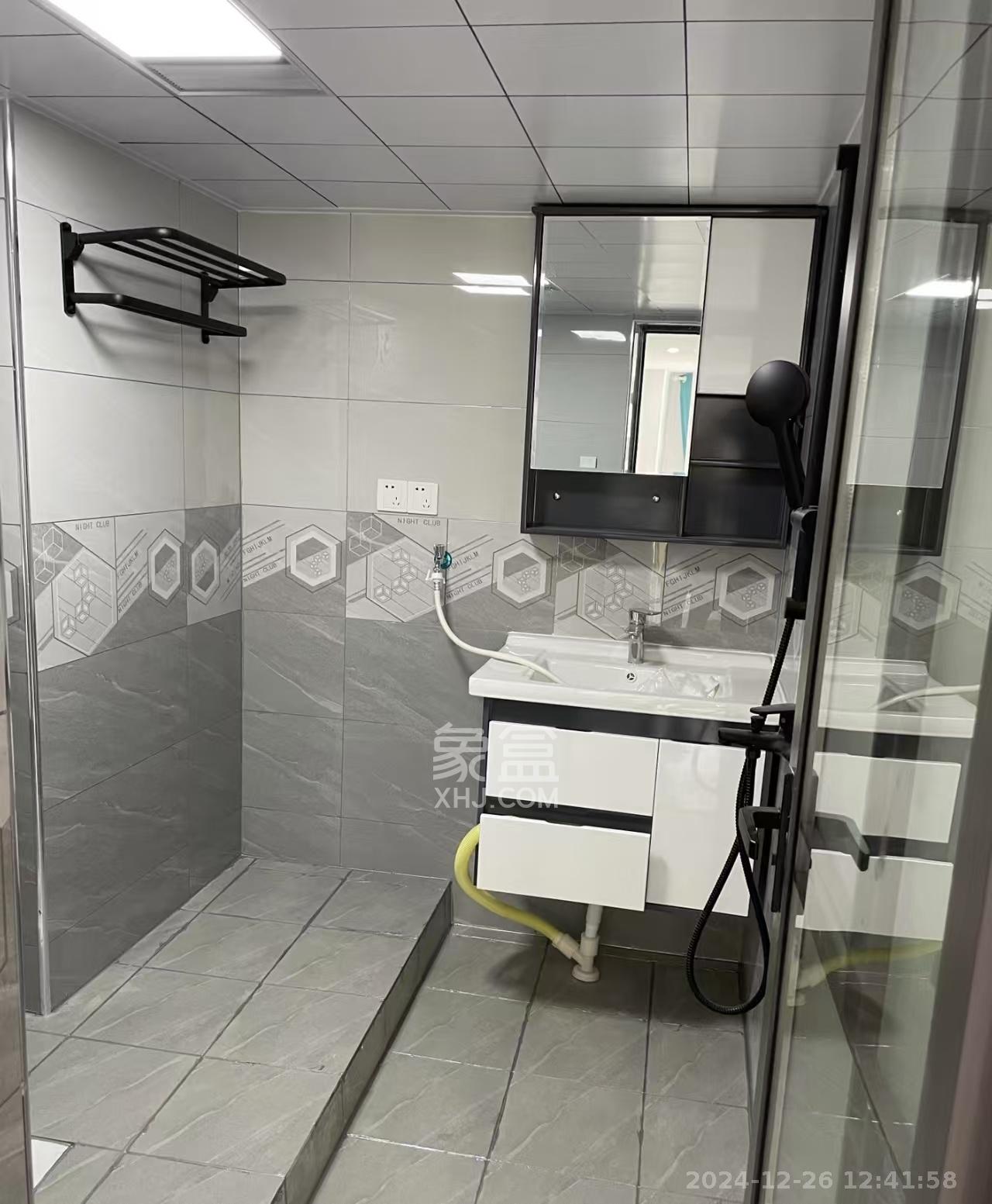 尚鑫海悦(新长海尚海城) 1室1厅1卫 1300.0元/月 尚鑫海悦(新长海尚海城) 1室1厅1卫 1300.0元/月室内图