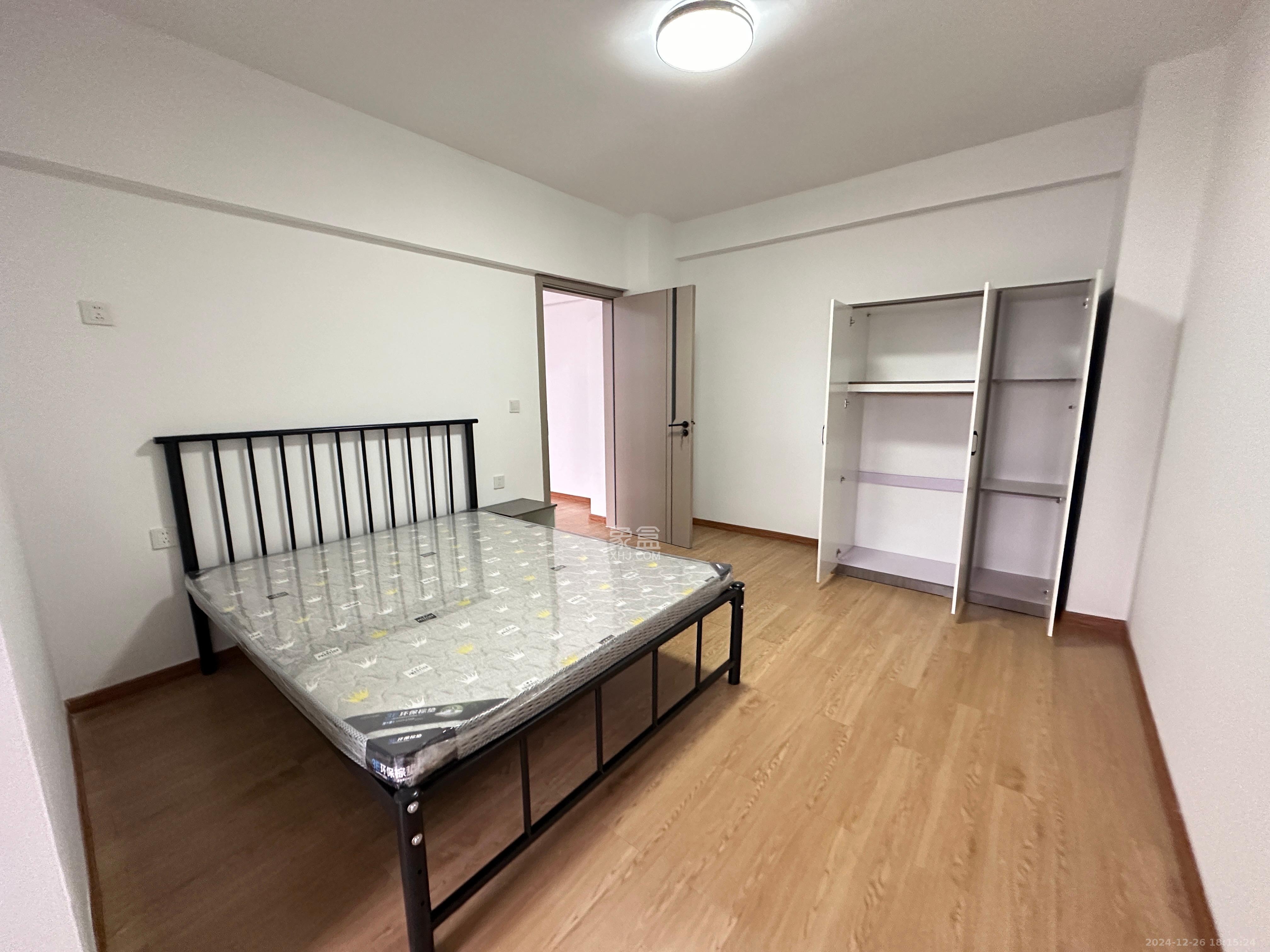 富绿新村 2室1厅1卫 1800.0元/月 富绿新村 2室1厅1卫 1800.0元/月室内图