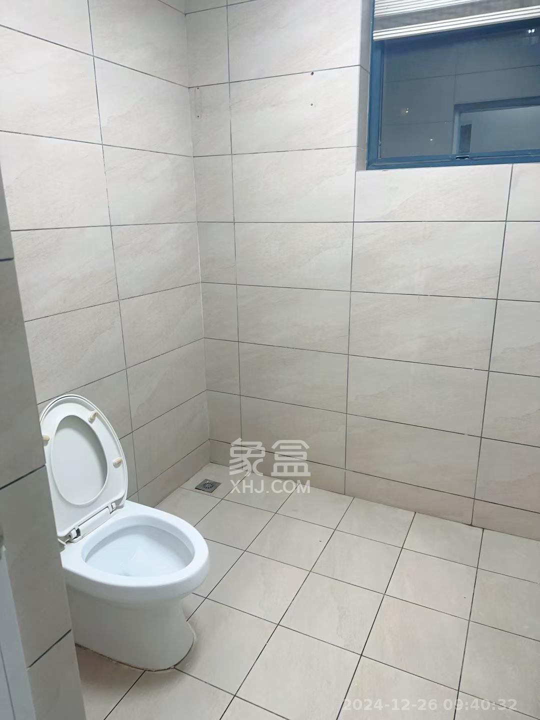 湘江世纪城聚江苑  3室2厅1卫   2500.00元/月室内图