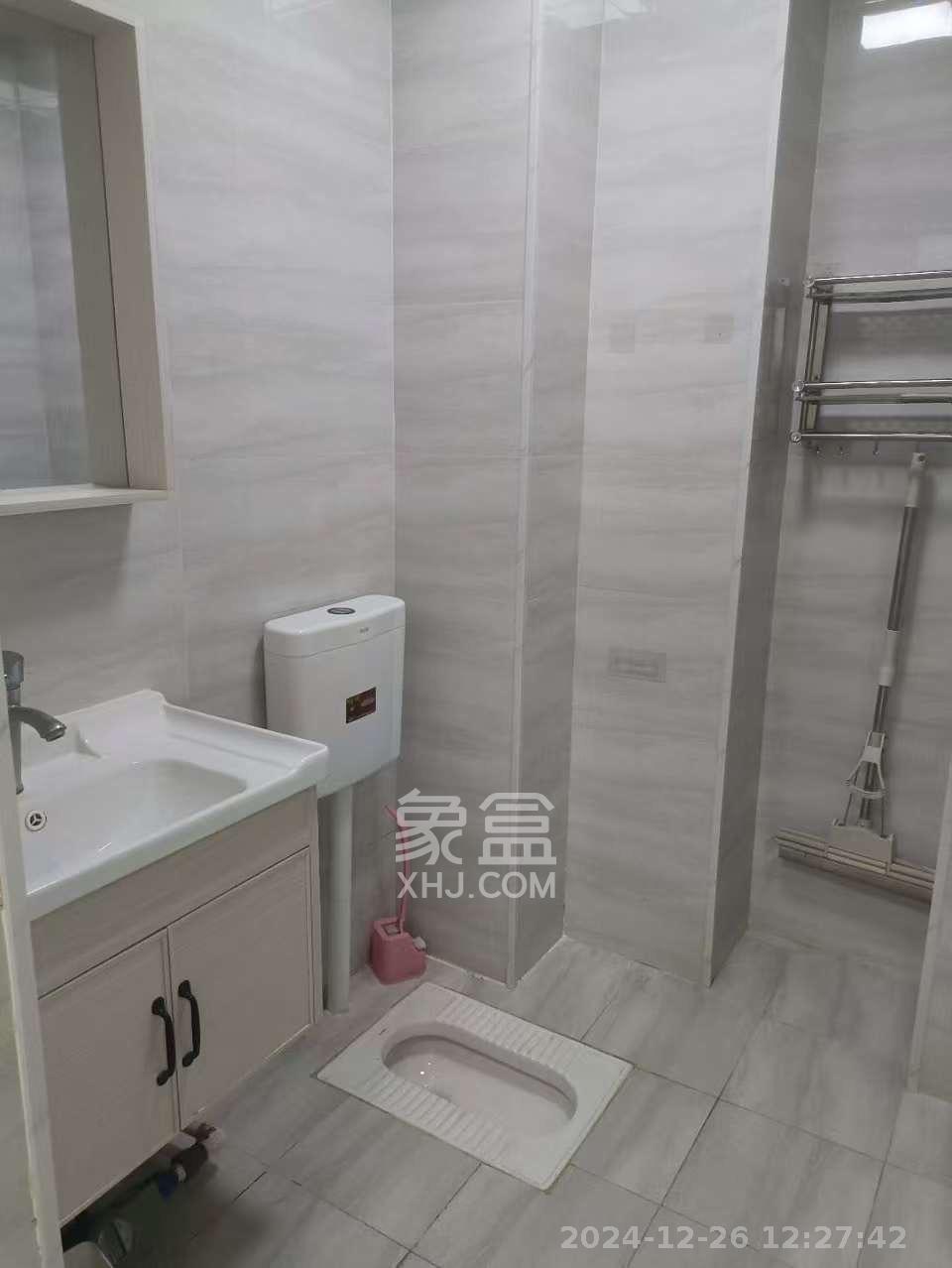 国泰九龙湾  1室1厅1卫   1400.00元/月室内图