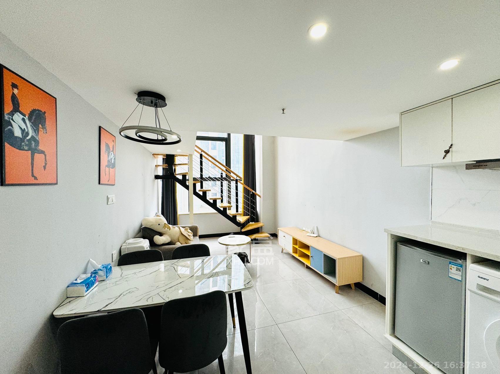 裕天国际商汇中心 1室0厅0卫 1800.0元/月 裕天国际商汇中心 1室0厅0卫 1800.0元/月室内图