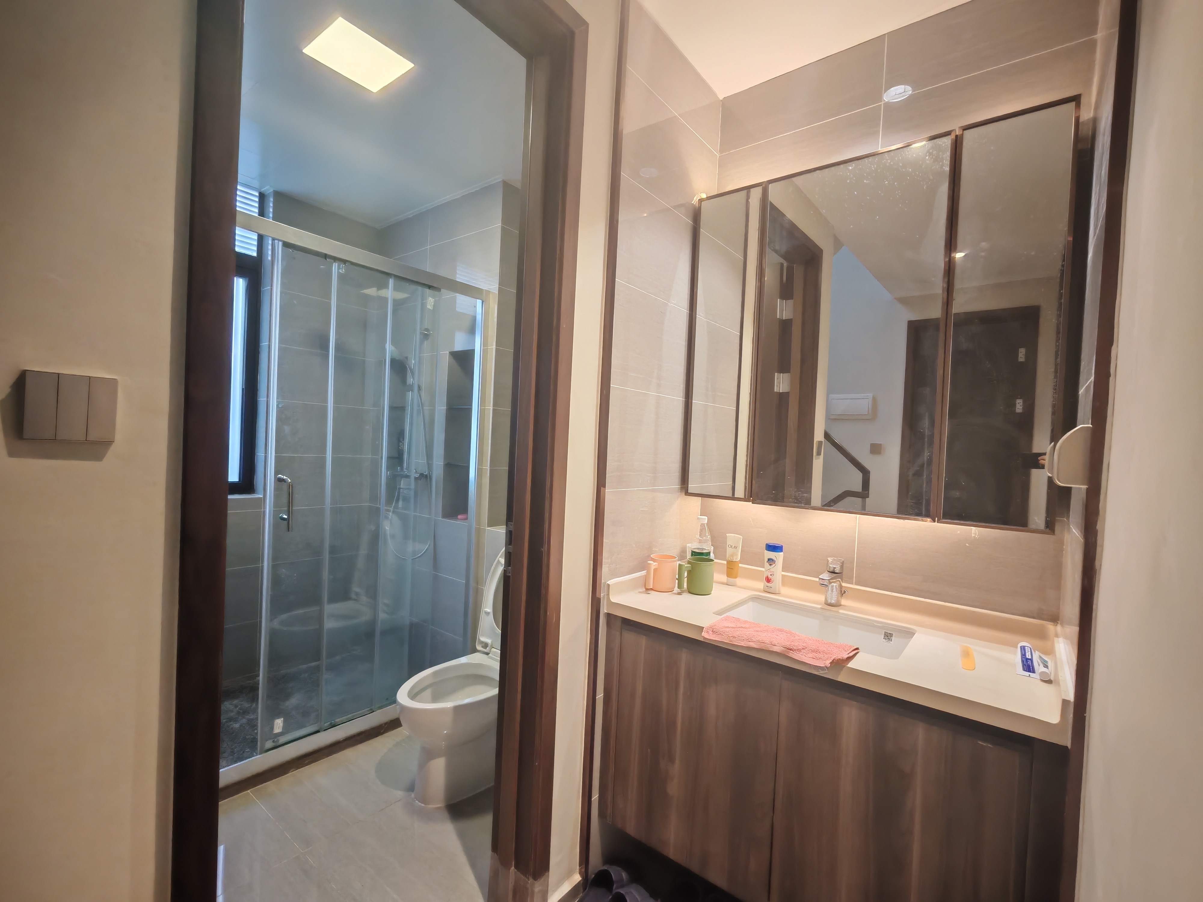 大华锦绣海岸三期 4室2厅3卫 11000.0元/月 大华锦绣海岸三期 4室2厅3卫 11000.0元/月室内图