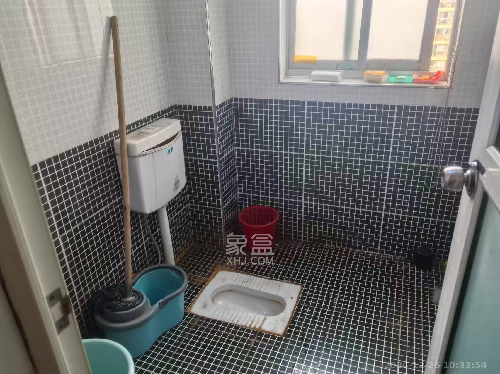 至雅小玲家园 3室2厅2卫 1980.0元/月 至雅小玲家园 3室2厅2卫 1980.0元/月室内图