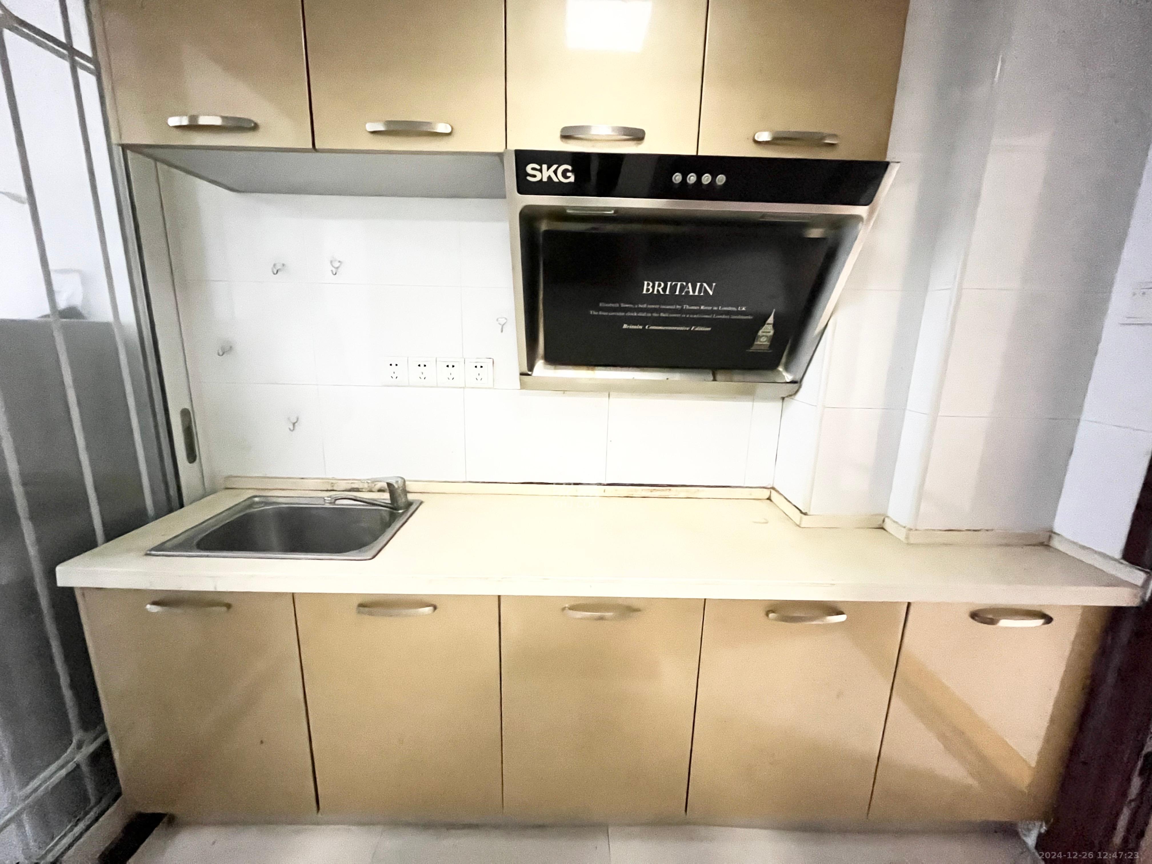 保利麓谷林语I区  1室1厅1卫    1300.0元/月室内图