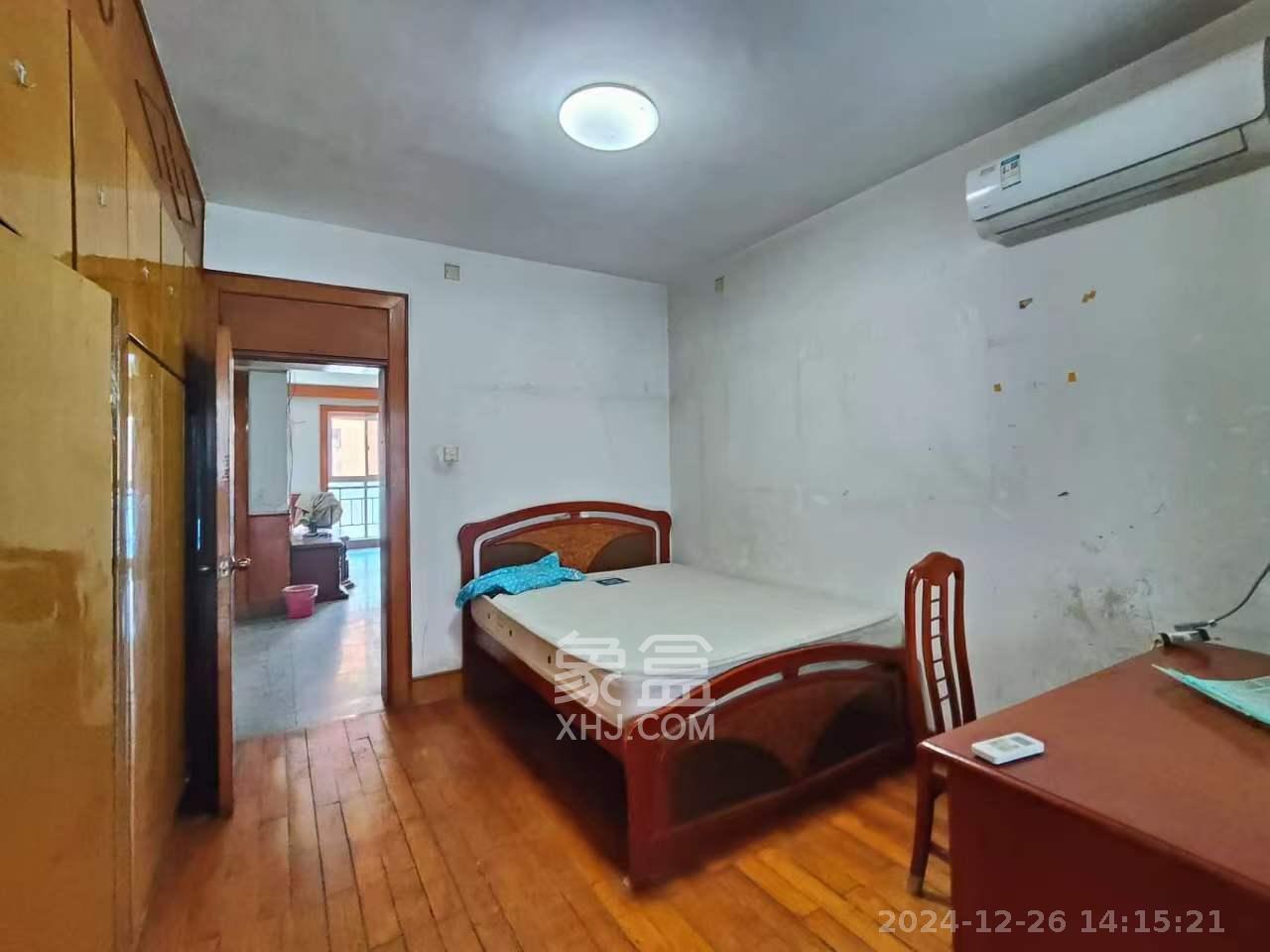 劳动局宿舍 2室1厅2卫 1500.0元/月 劳动局宿舍 2室1厅2卫 1500.0元/月室内图