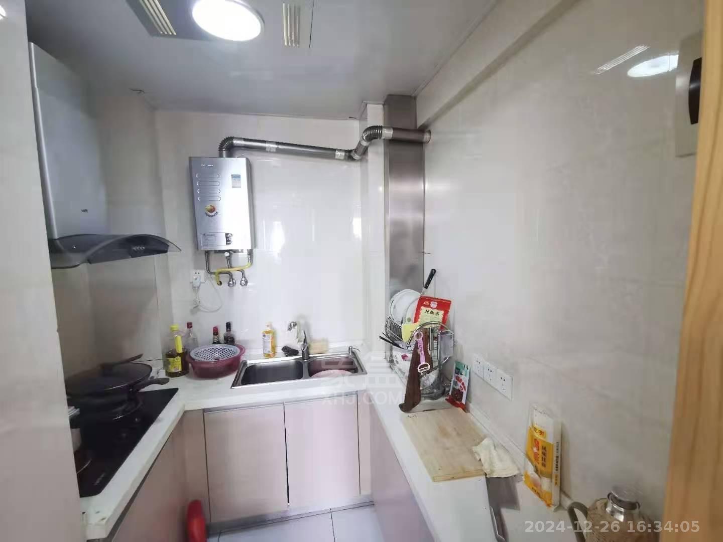 山水国际 1室1厅1卫 1500.0元/月 山水国际 1室1厅1卫 1500.0元/月室内图