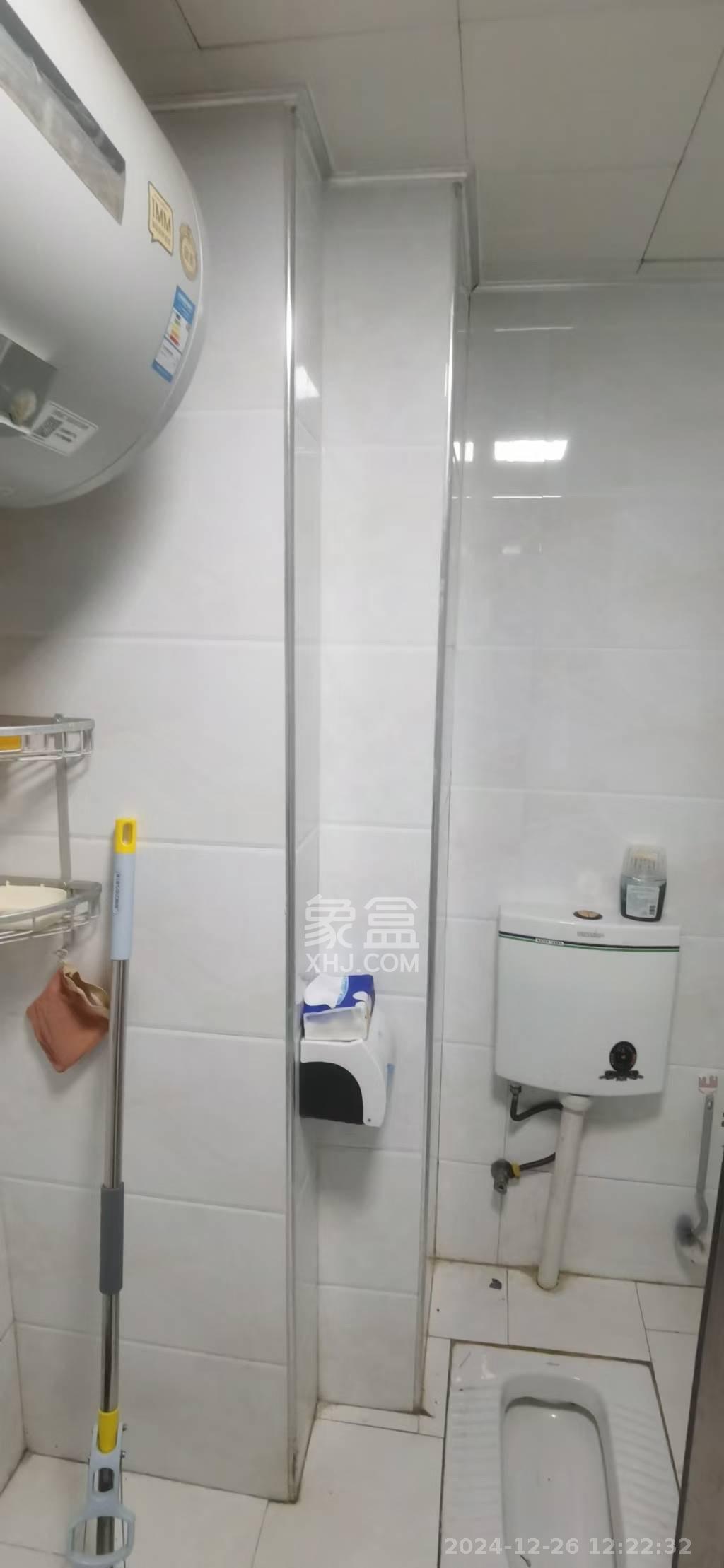 时代公馆 1室1厅1卫 1500.0元/月 时代公馆 1室1厅1卫 1500.0元/月室内图