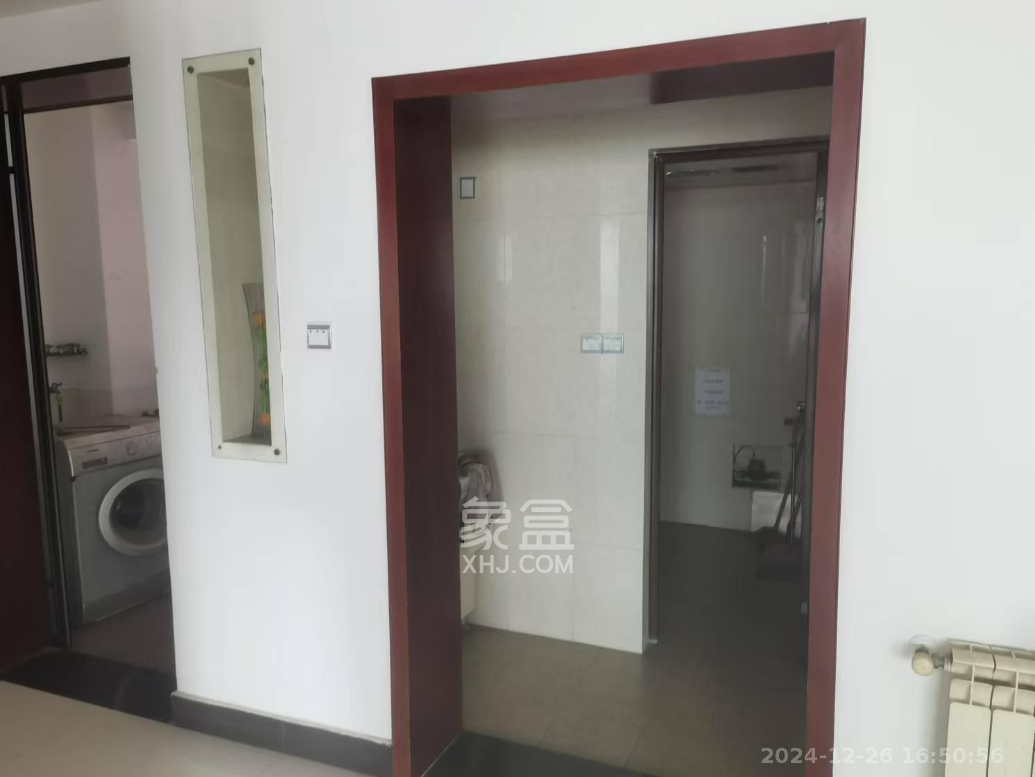 桐荫里社区  5室2厅2卫    6000.0元/月 桐荫里社区  5室2厅2卫    6000.0元/月室内图