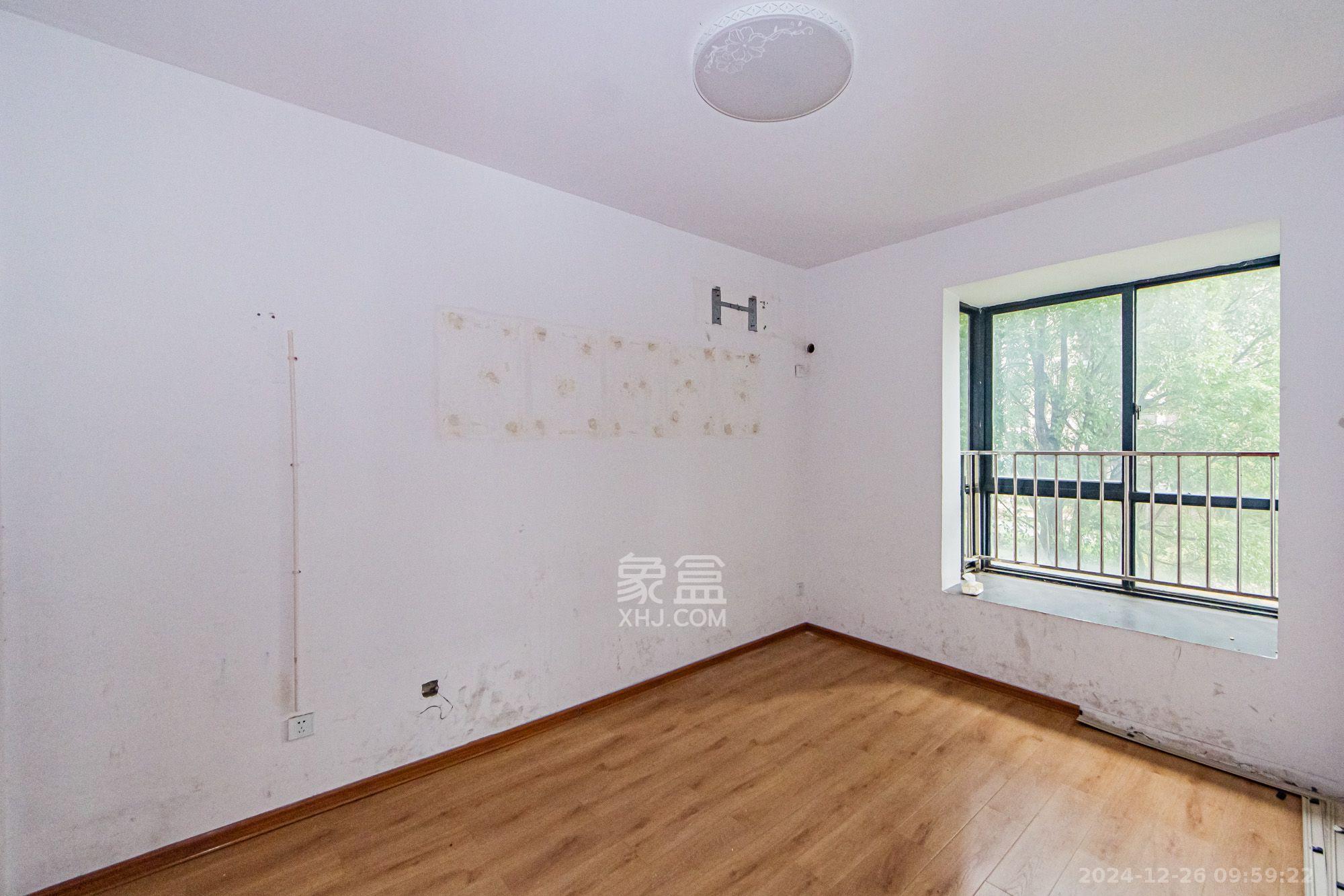 湘江世纪城融江苑 4室2厅2卫 2800.0元/月 湘江世纪城融江苑 4室2厅2卫 2800.0元/月室内图