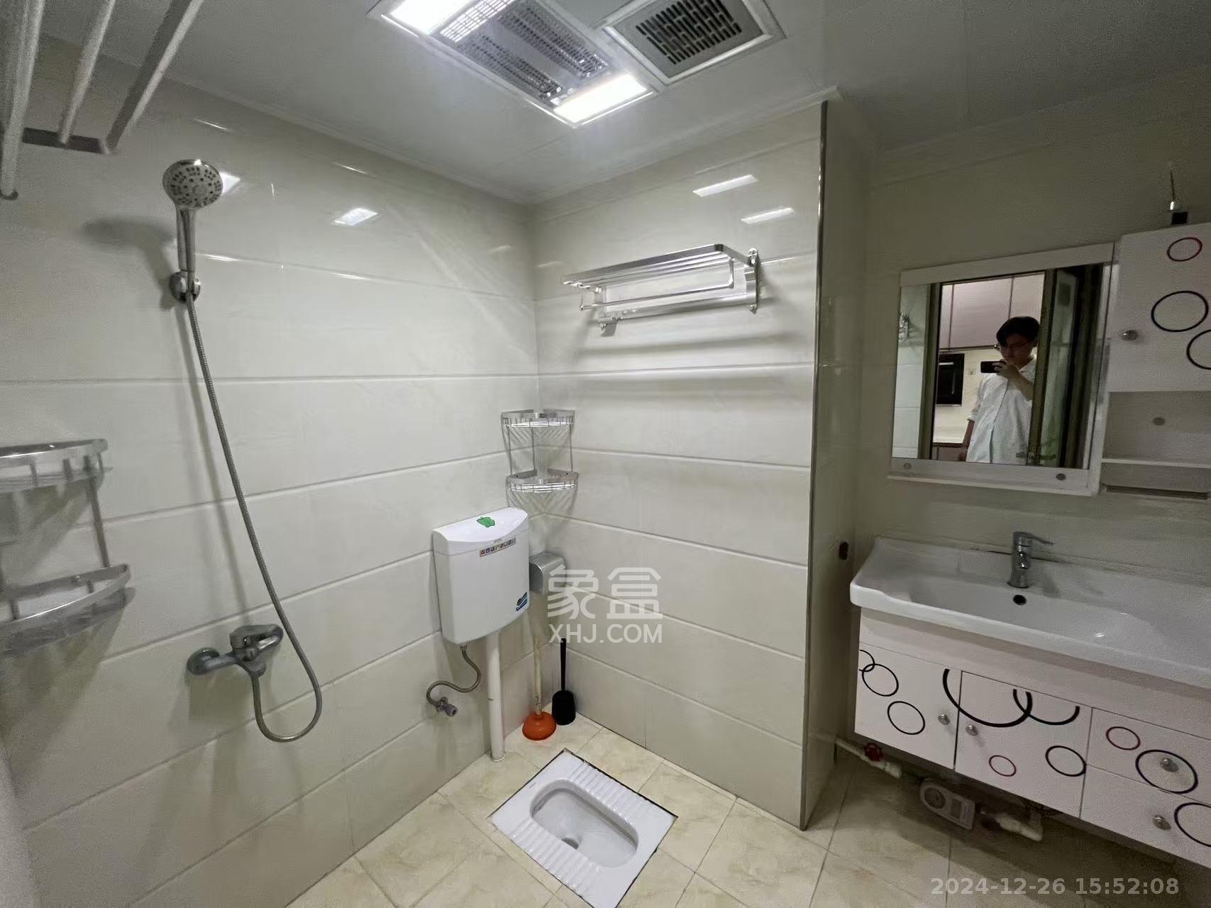 荣悦台  1室1厅1卫   2000.00元/月室内图