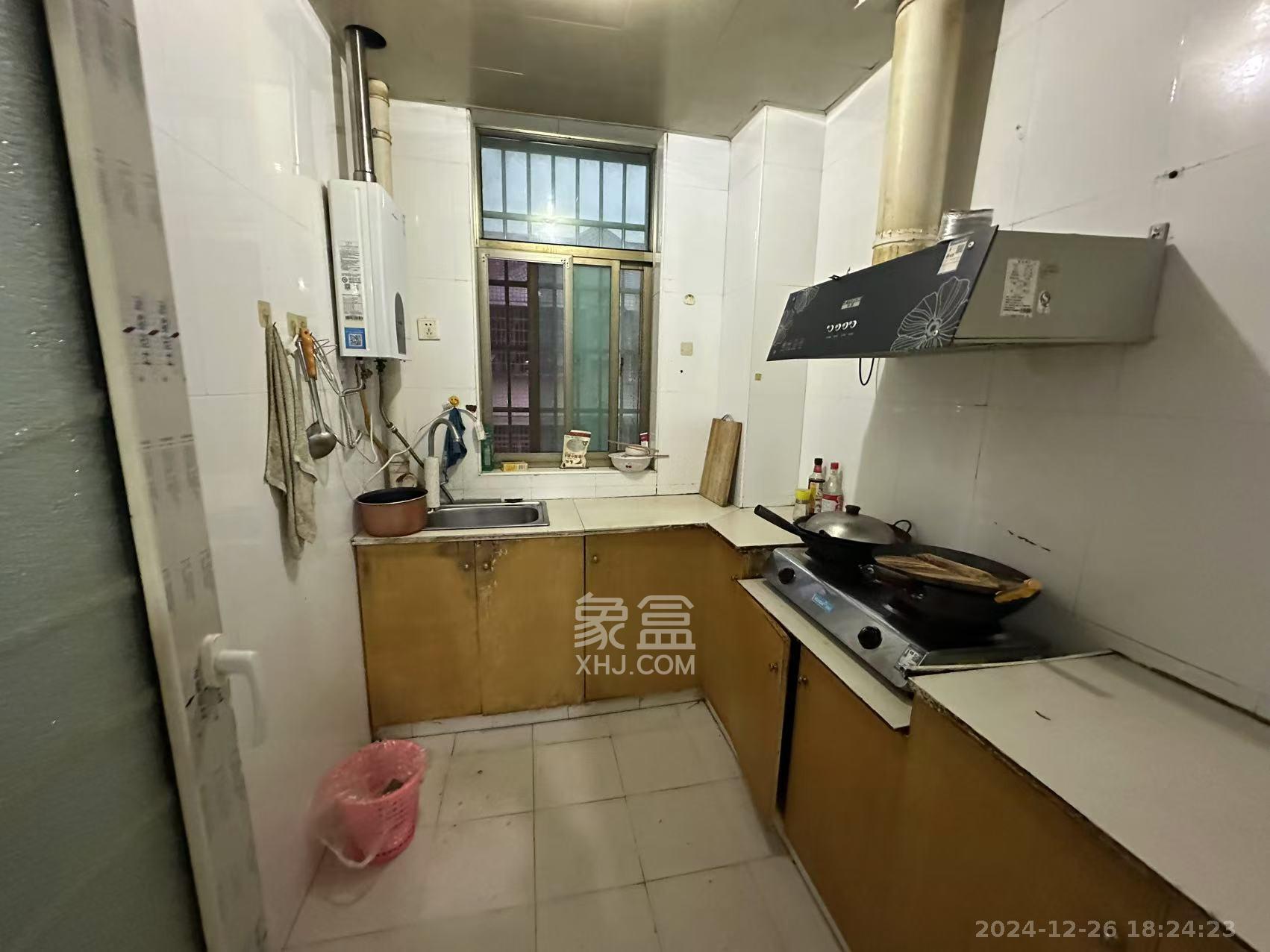 和平小区 1室1厅1卫 1200.0元/月 和平小区 1室1厅1卫 1200.0元/月室内图