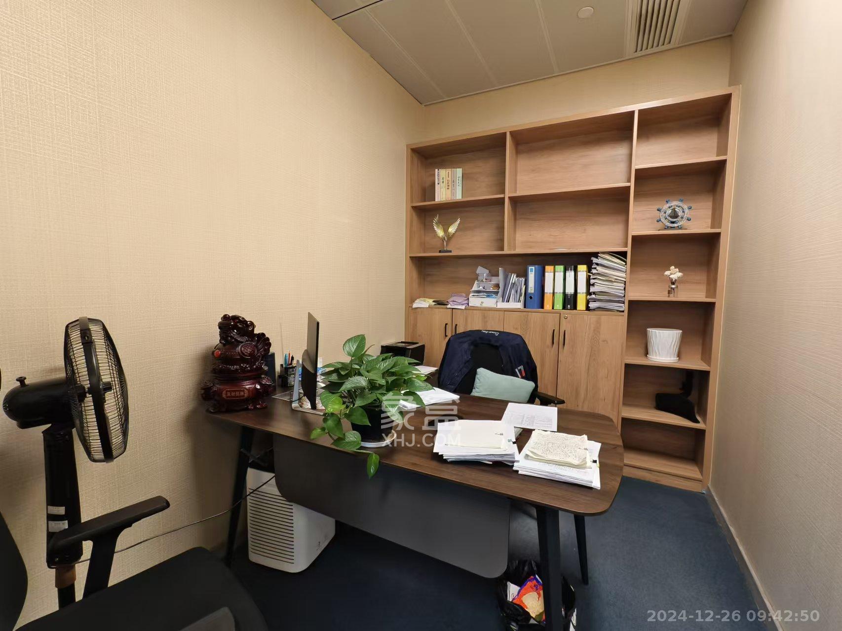 福晟國(guó)際金融中心   101.35㎡      7500.0元/月室內(nèi)圖