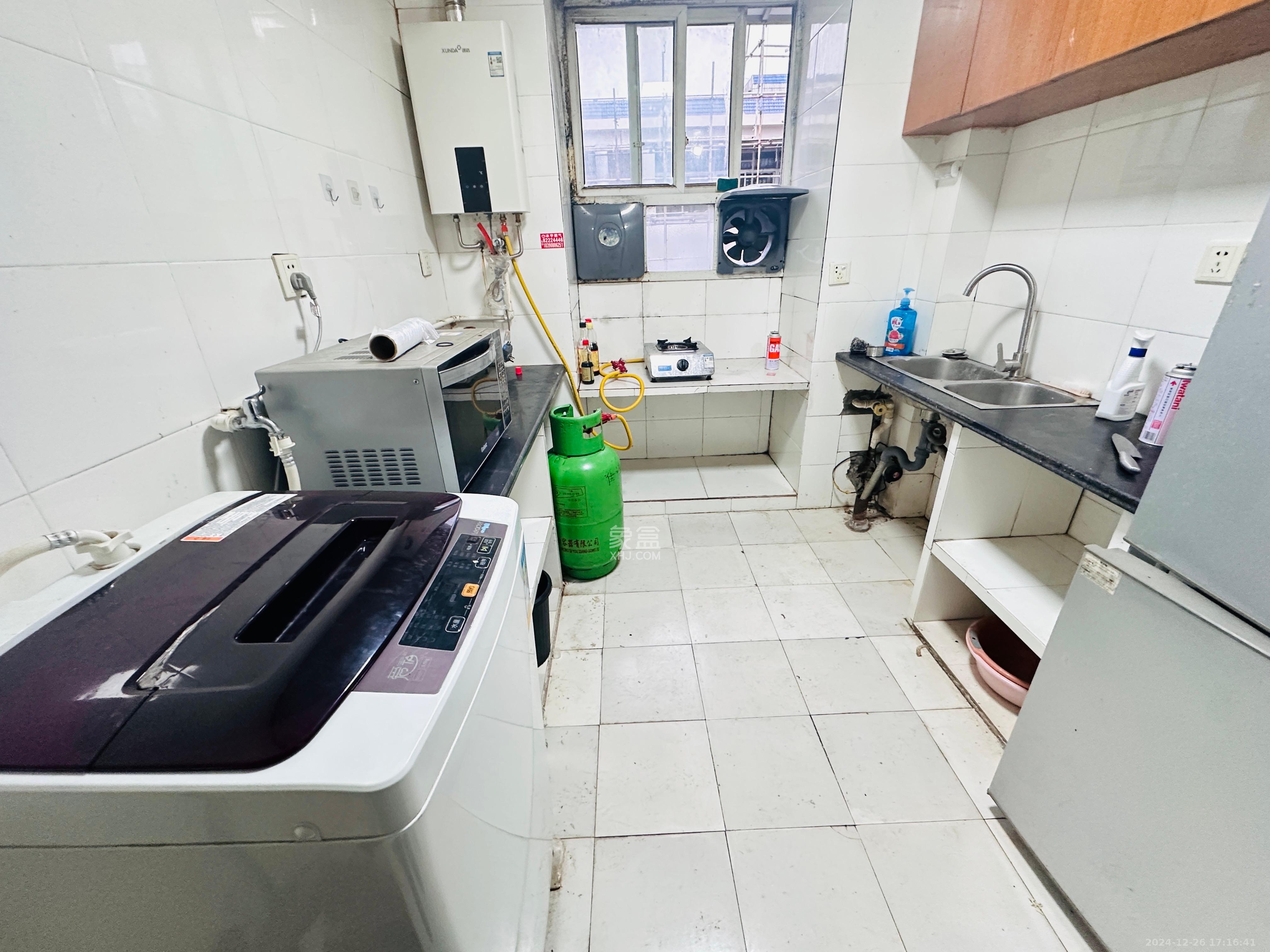 天心游路散盘 2室1厅1卫 1000.0元/月 天心游路散盘 2室1厅1卫 1000.0元/月室内图