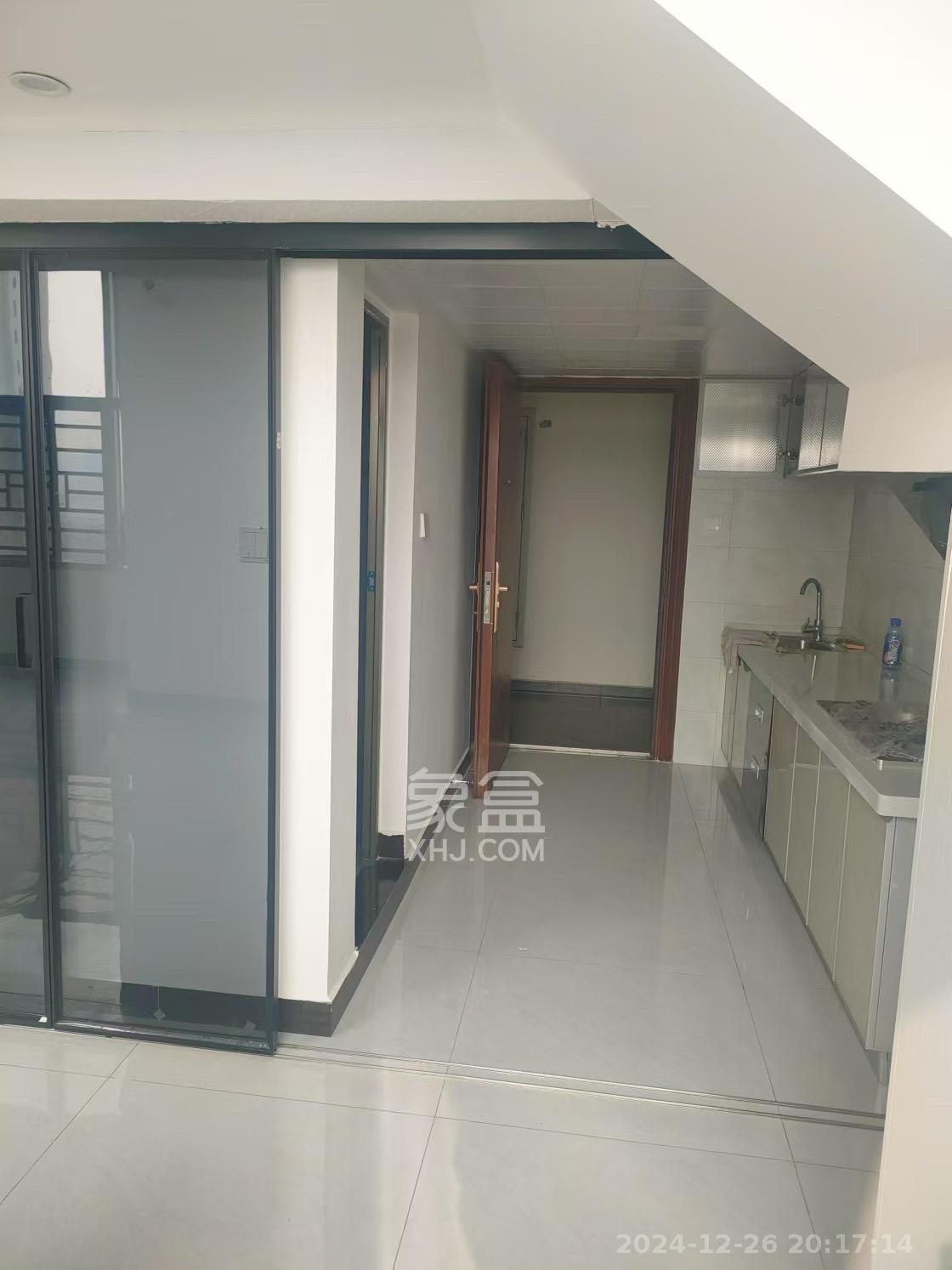 碧桂园星荟 3室2厅1卫 2000.0元/月 碧桂园星荟 3室2厅1卫 2000.0元/月室内图