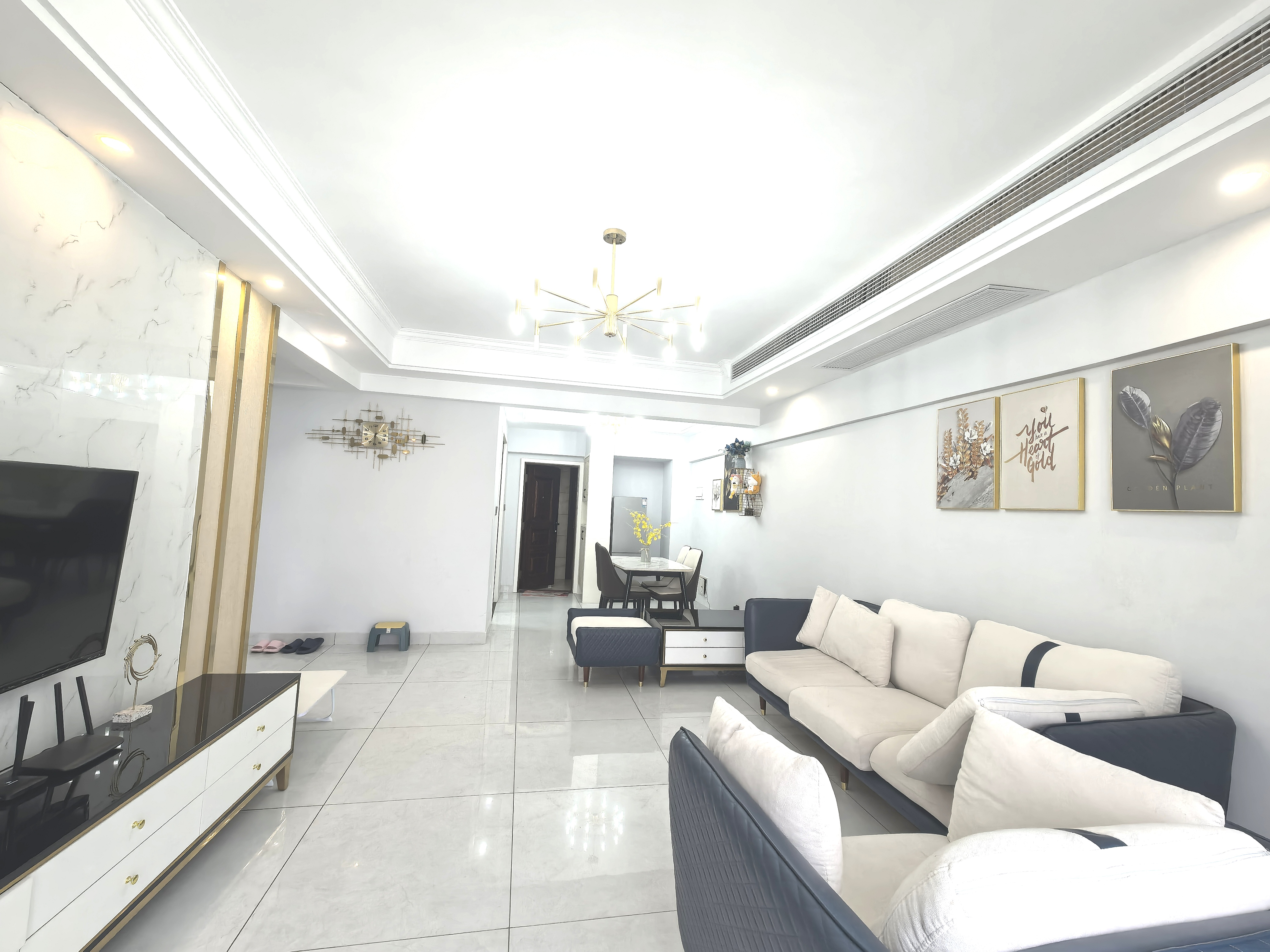 新邦壹品  2室2厅1卫    1700.0元/月 新邦壹品  2室2厅1卫    1700.0元/月室内图1