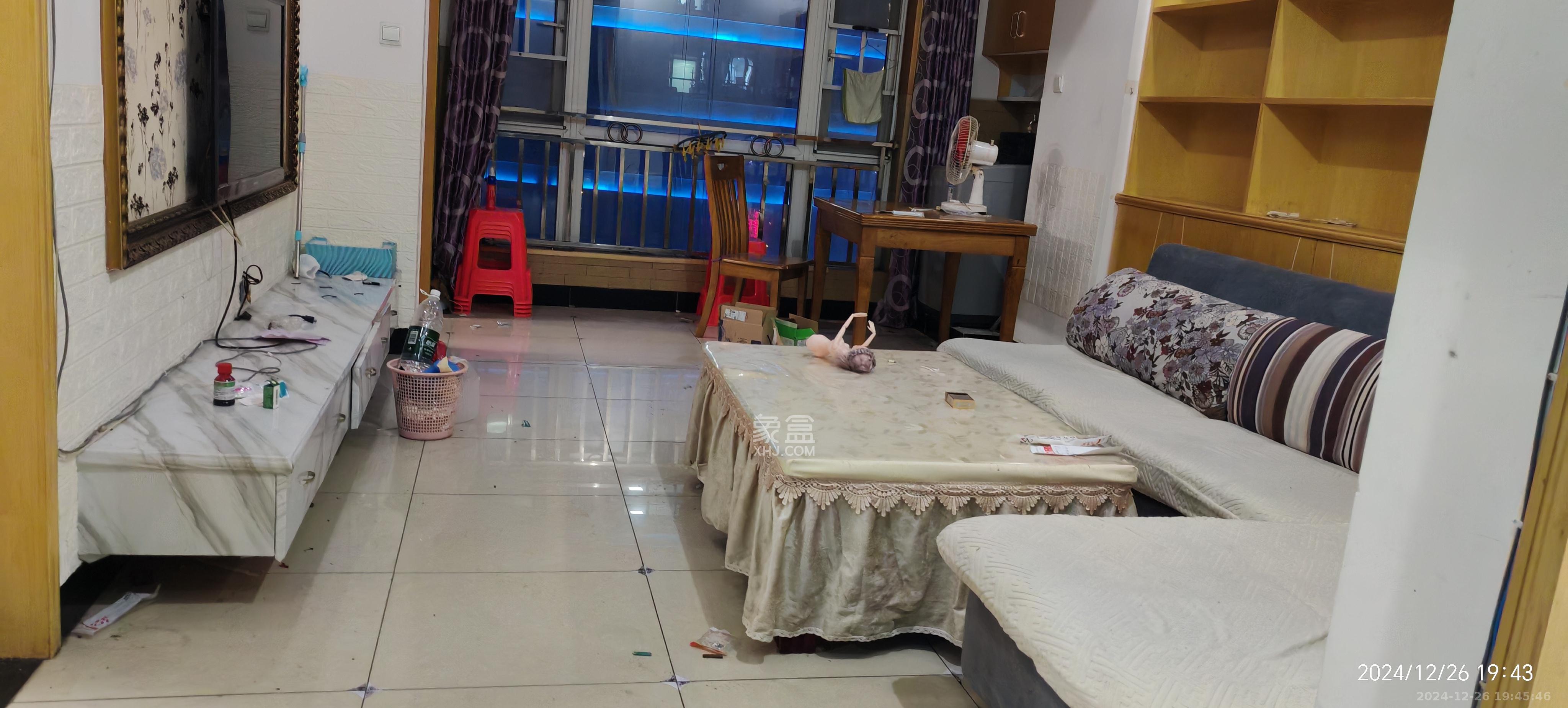 长城华都  2室1厅1卫    1600.0元/月 长城华都  2室1厅1卫    1600.0元/月室内图