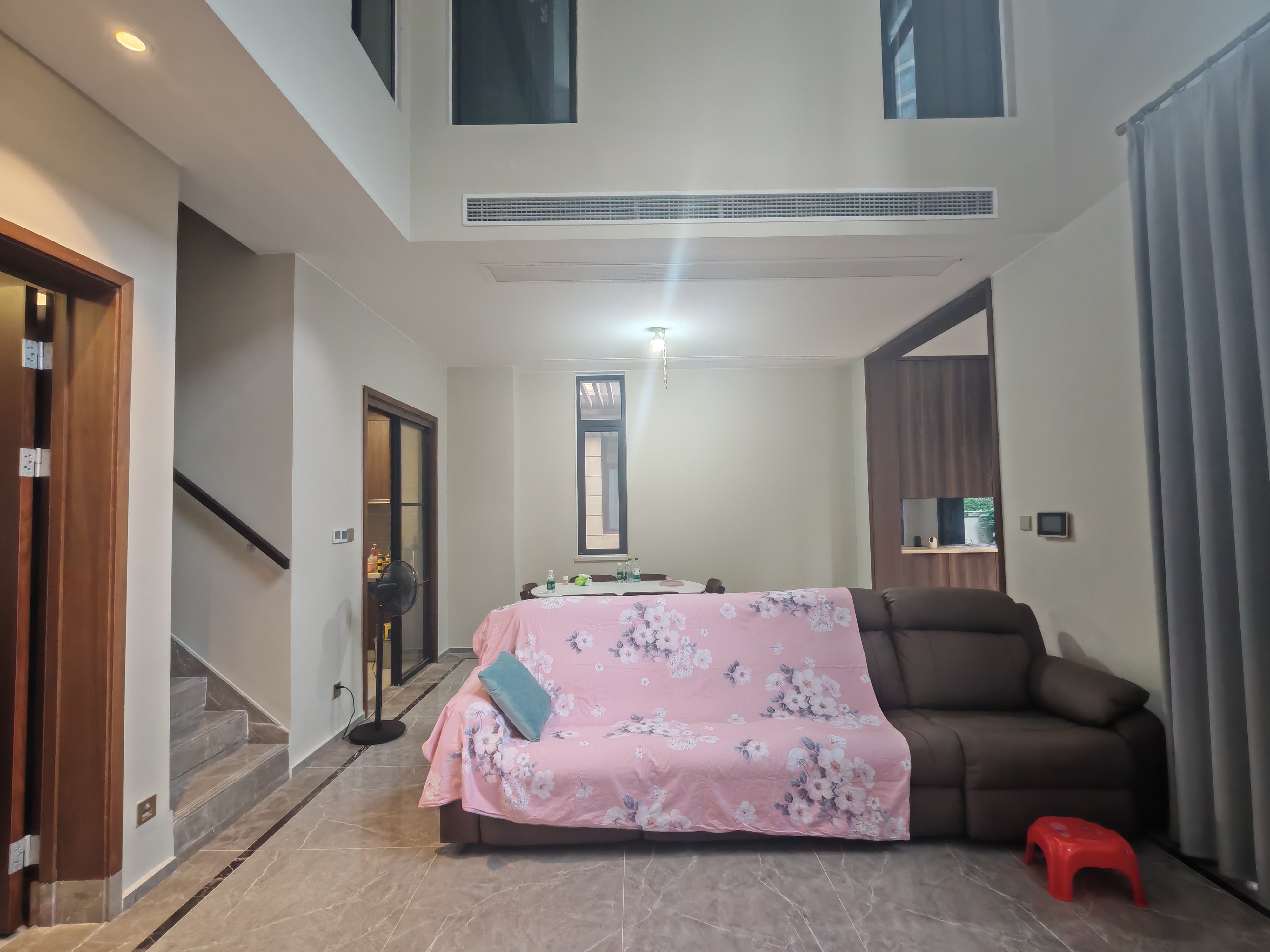 大华锦绣海岸三期 4室2厅3卫 11000.0元/月 大华锦绣海岸三期 4室2厅3卫 11000.0元/月室内图