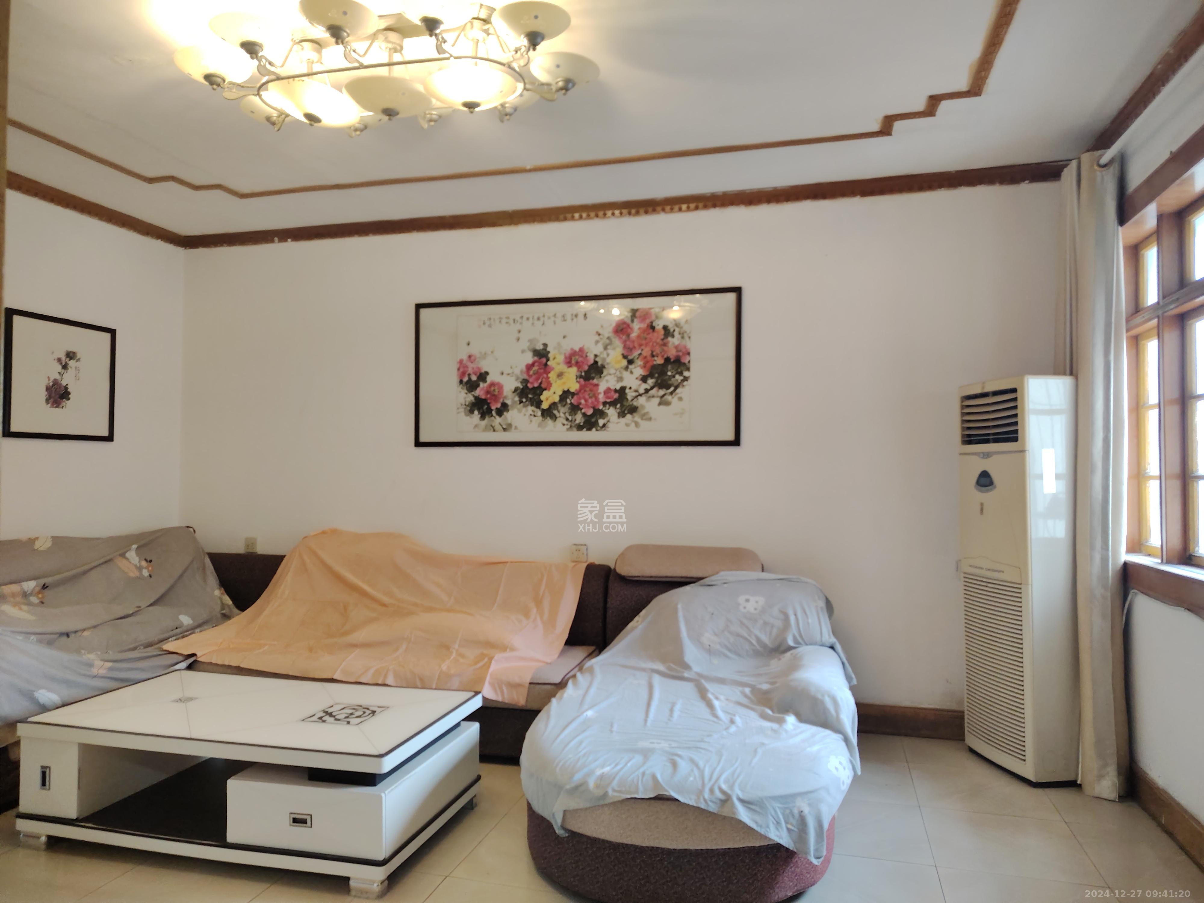 菊花塘小区  3室2厅1卫   1100.00元/月室内图
