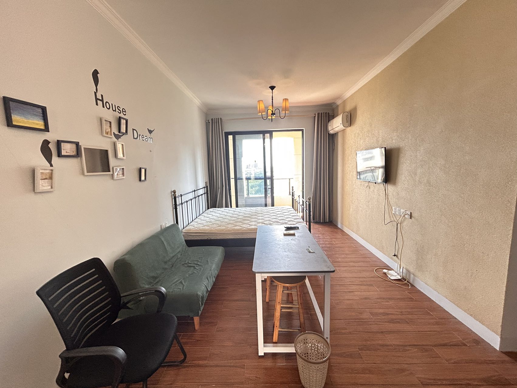 滨海新天地  1室1厅1卫    81.0万 滨海新天地  1室1厅1卫    81.0万室内图