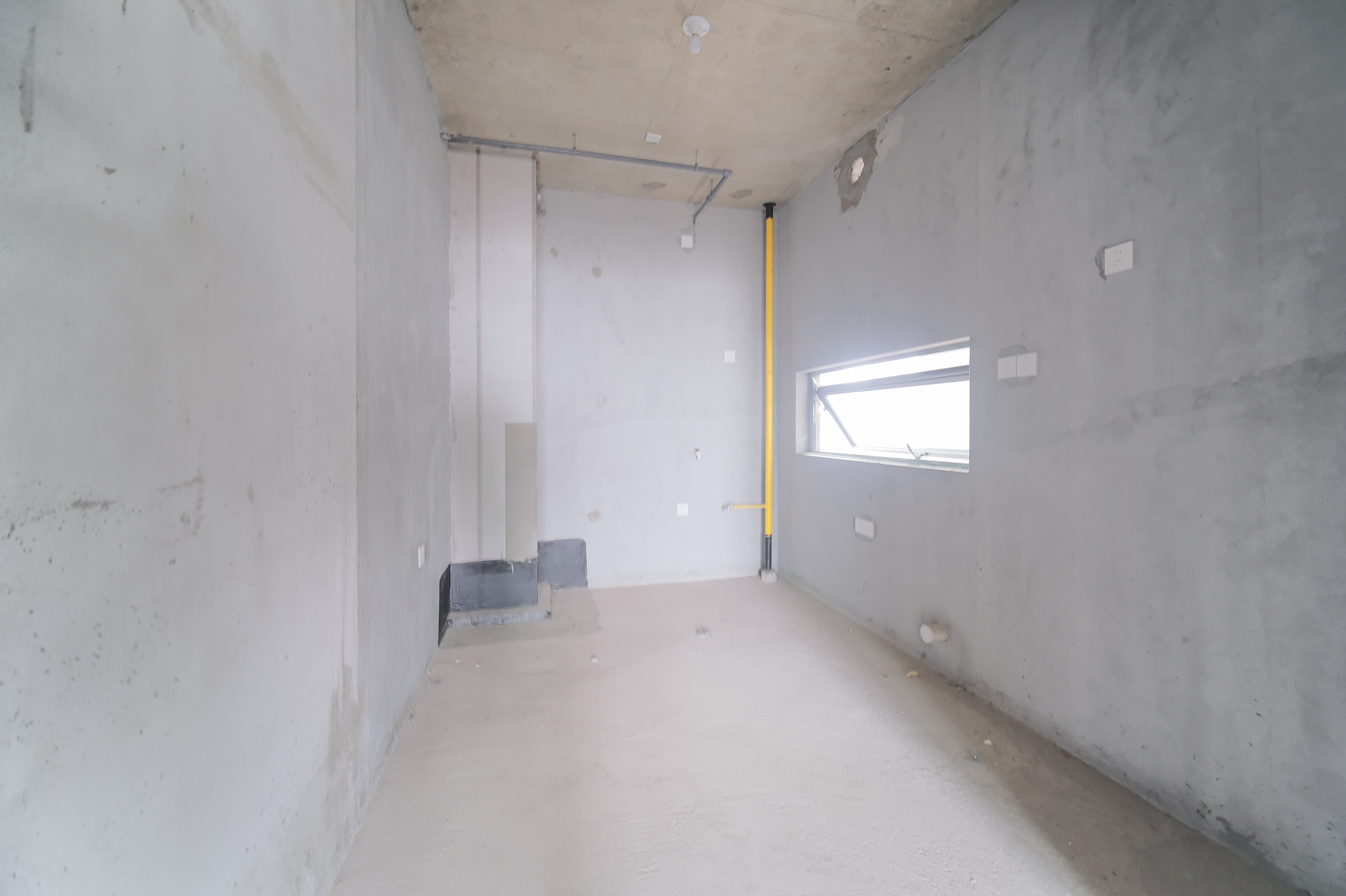 和顺府  4室2厅2卫    113.0万 和顺府  4室2厅2卫    113.0万厨房