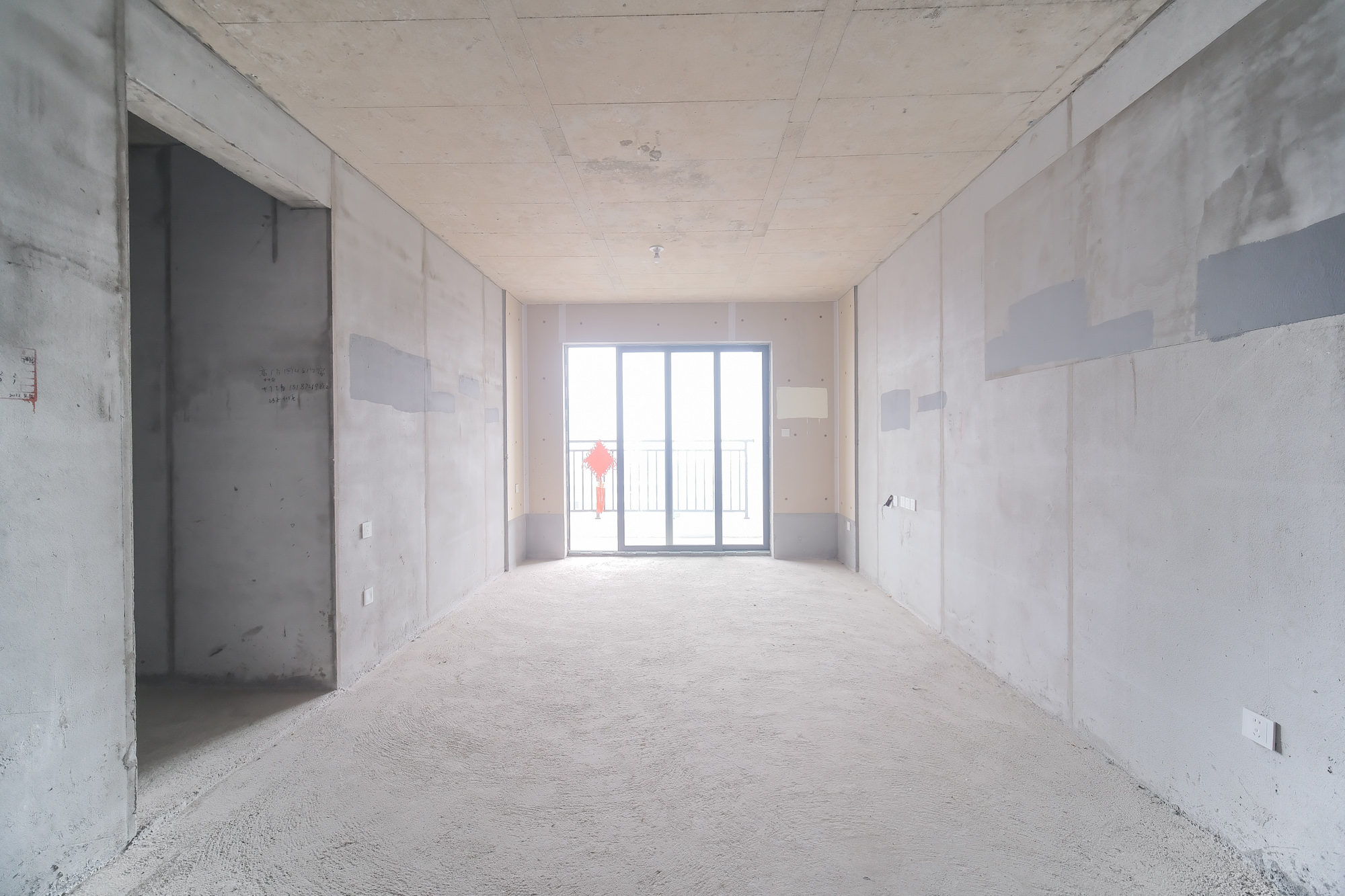 和顺府  4室2厅2卫    113.0万 和顺府  4室2厅2卫    113.0万客厅